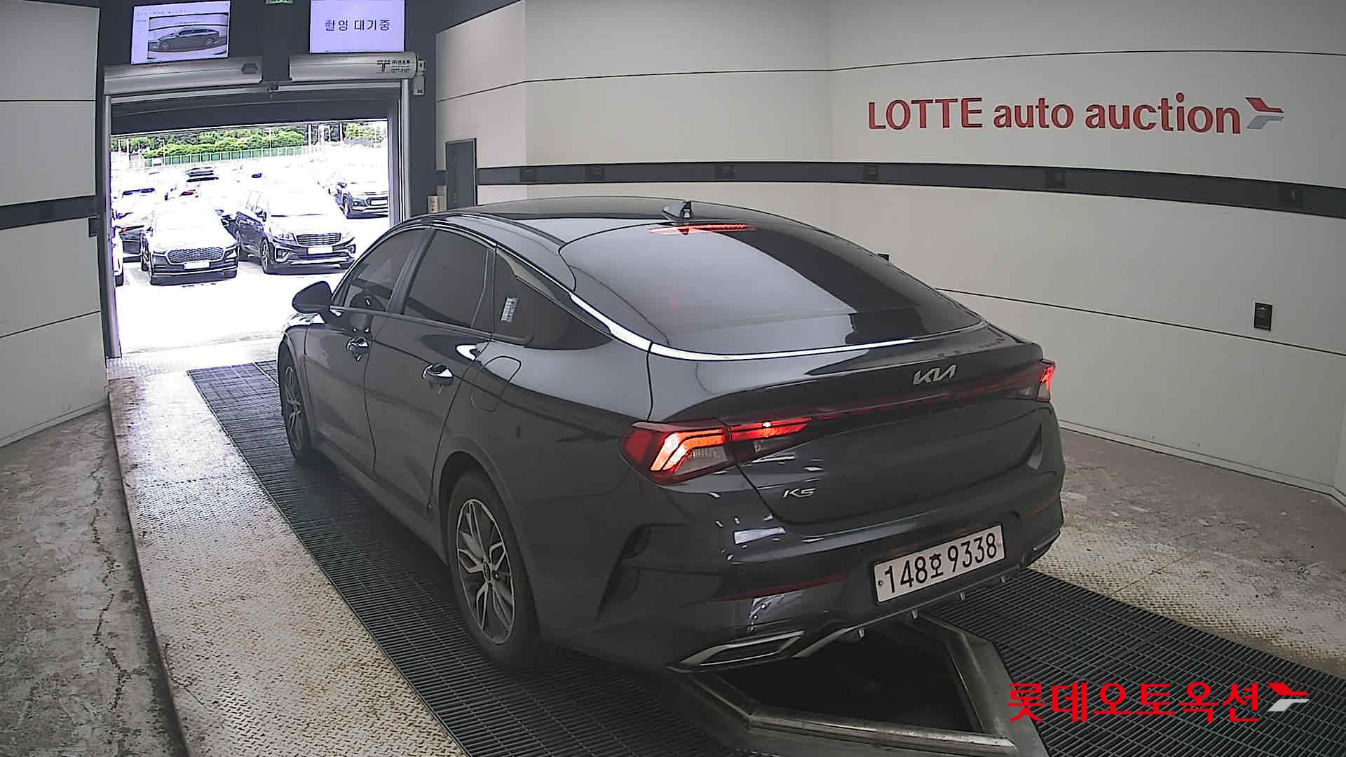 2022 - kia k5