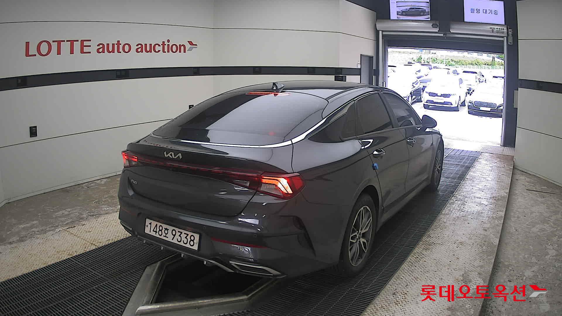 2022 - kia k5