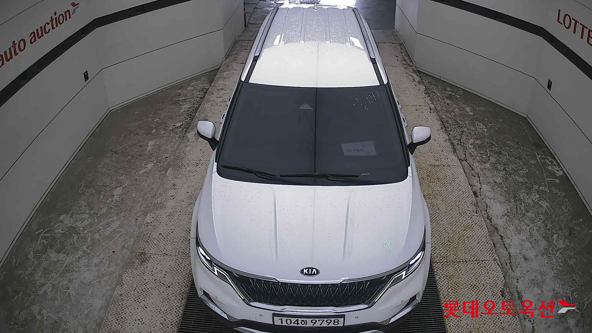 2021 - kia carnival