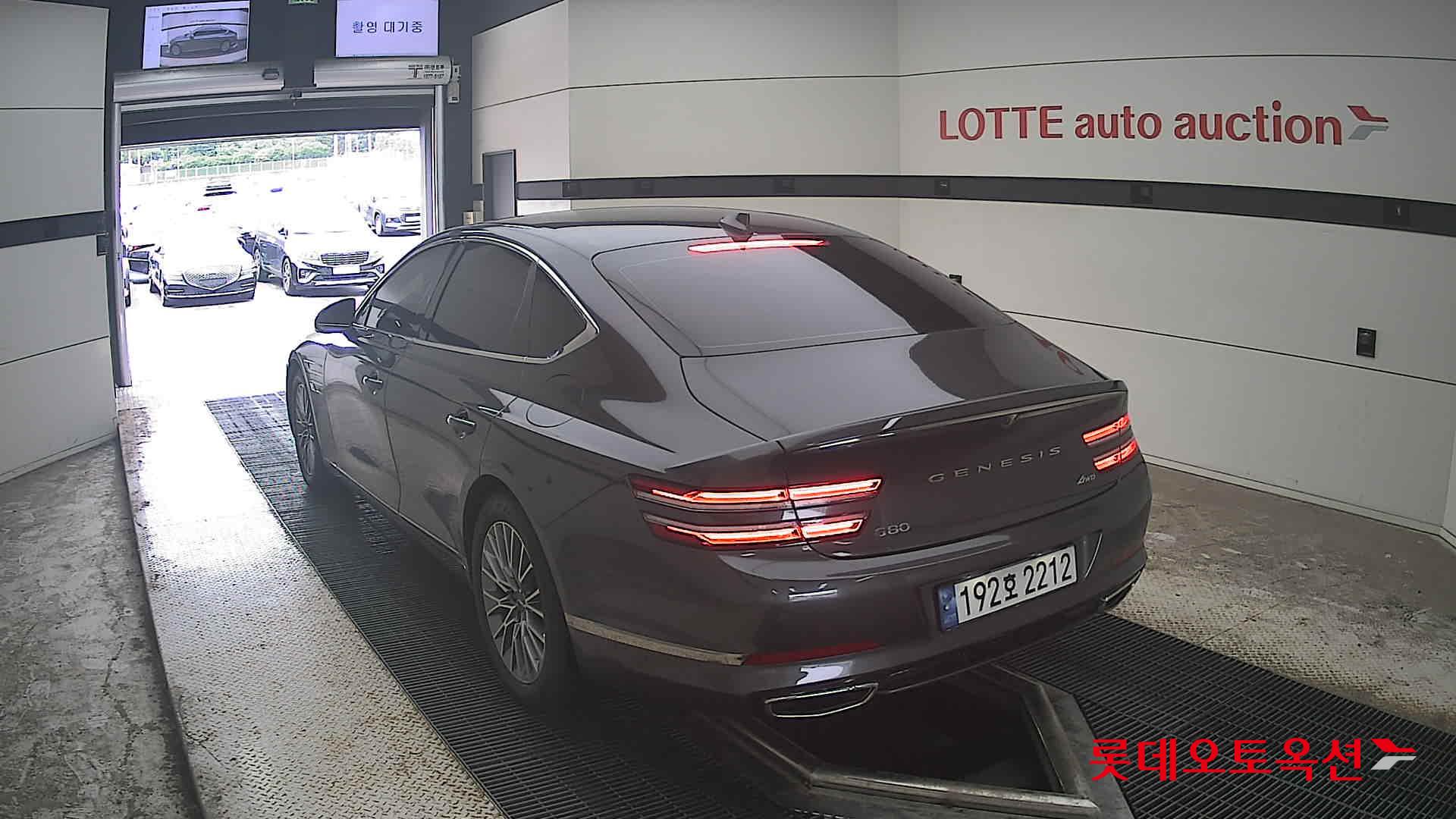 2022 - genesis g80