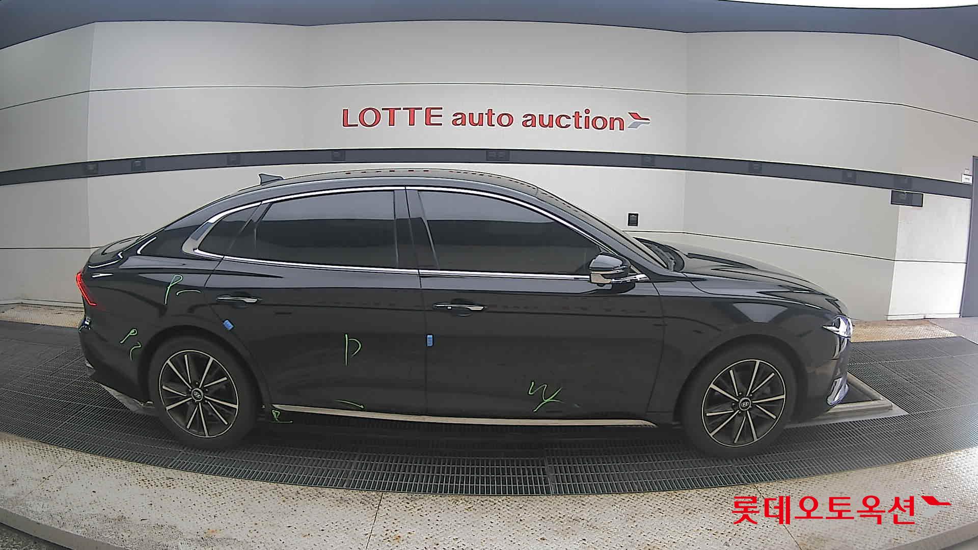 2022 - hyundai grandeur