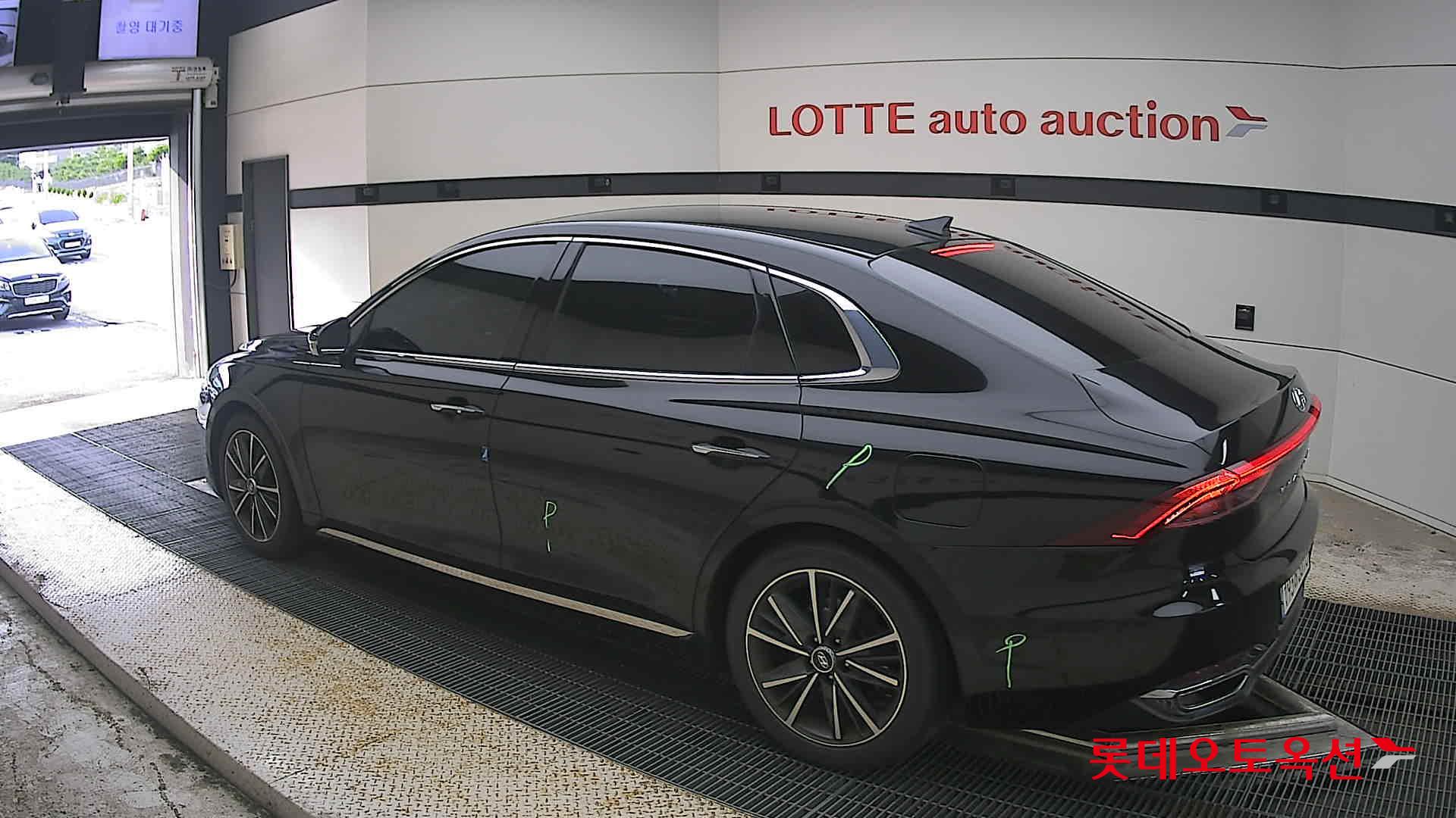 2022 - hyundai grandeur