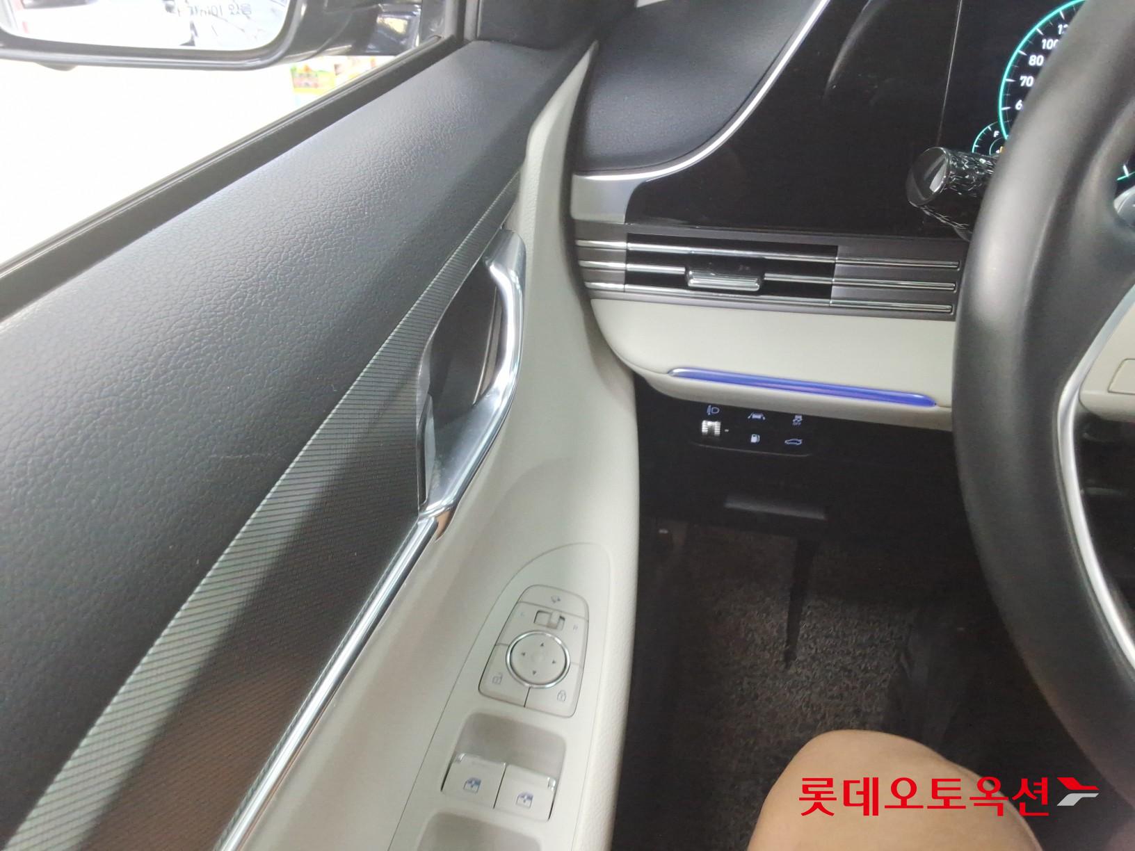 2022 - hyundai grandeur