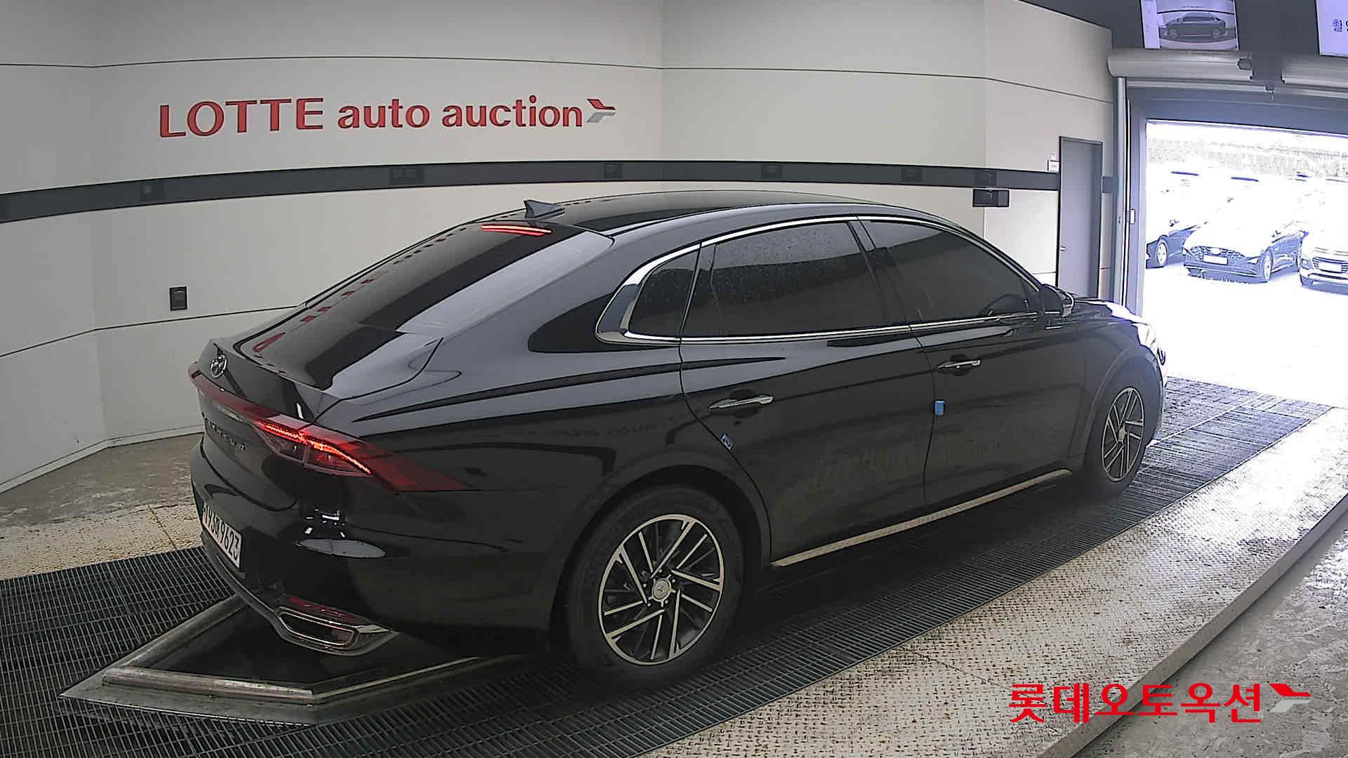 2022 - hyundai grandeur