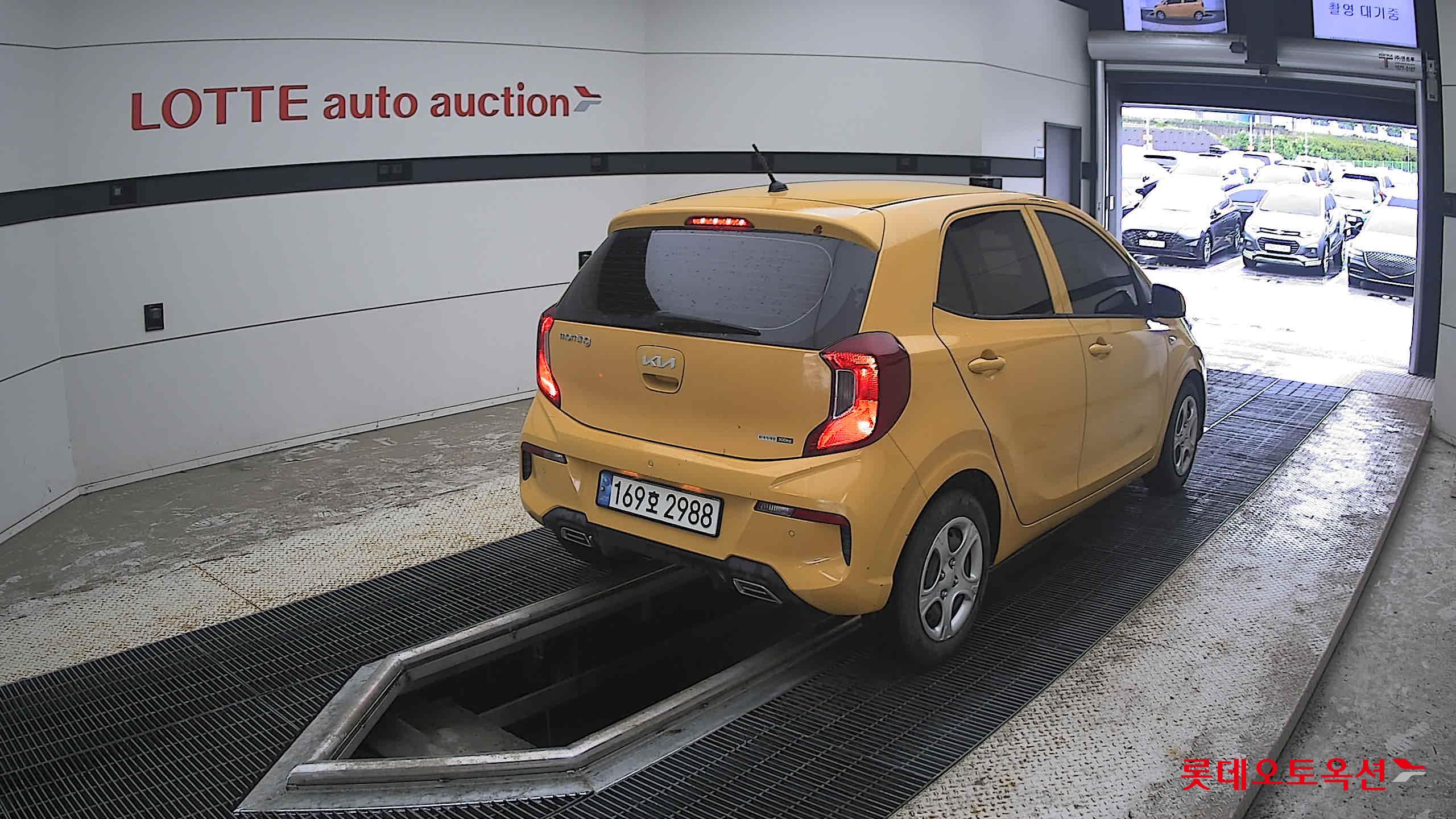 2022 - kia morning