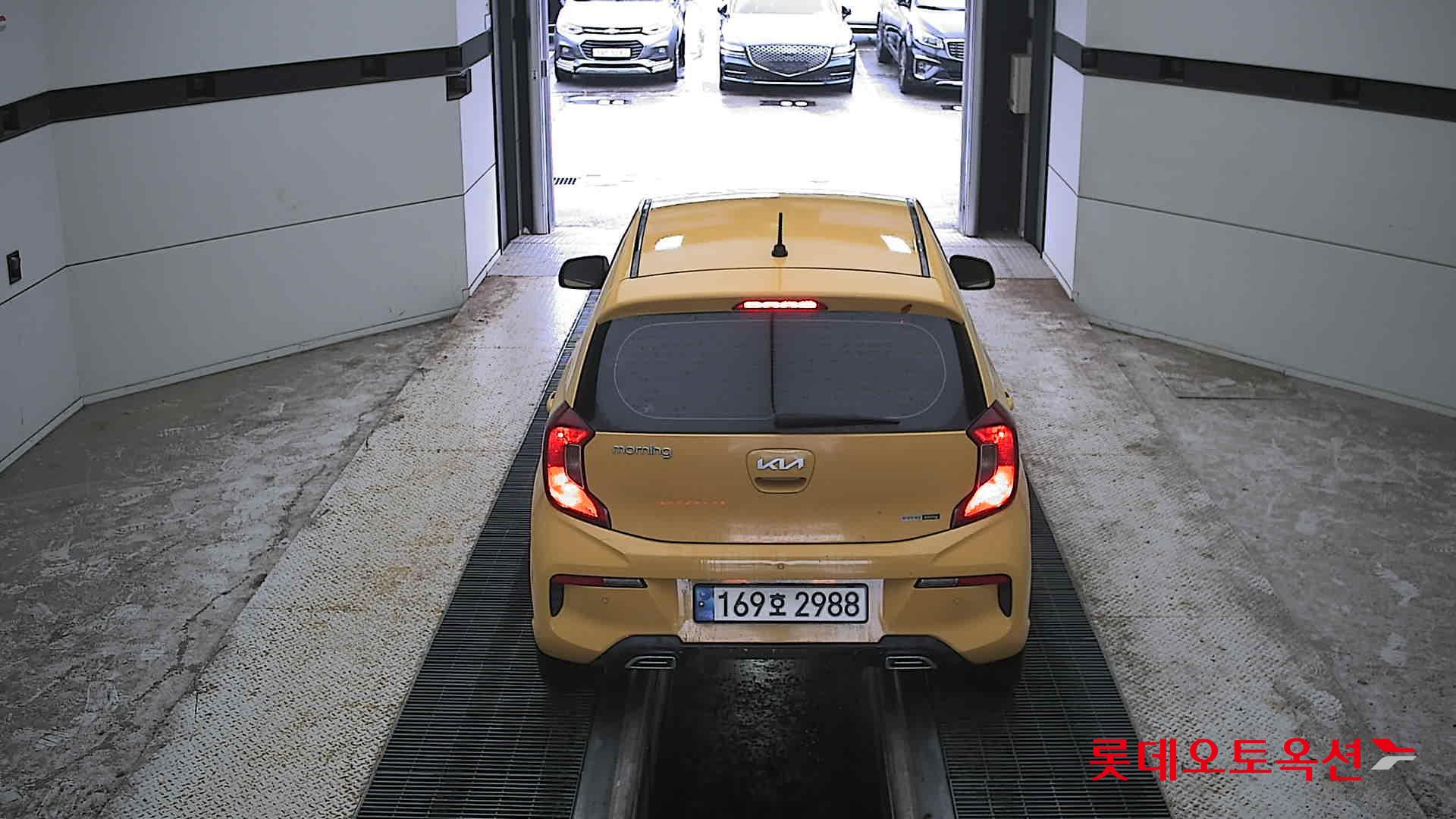 2022 - kia morning