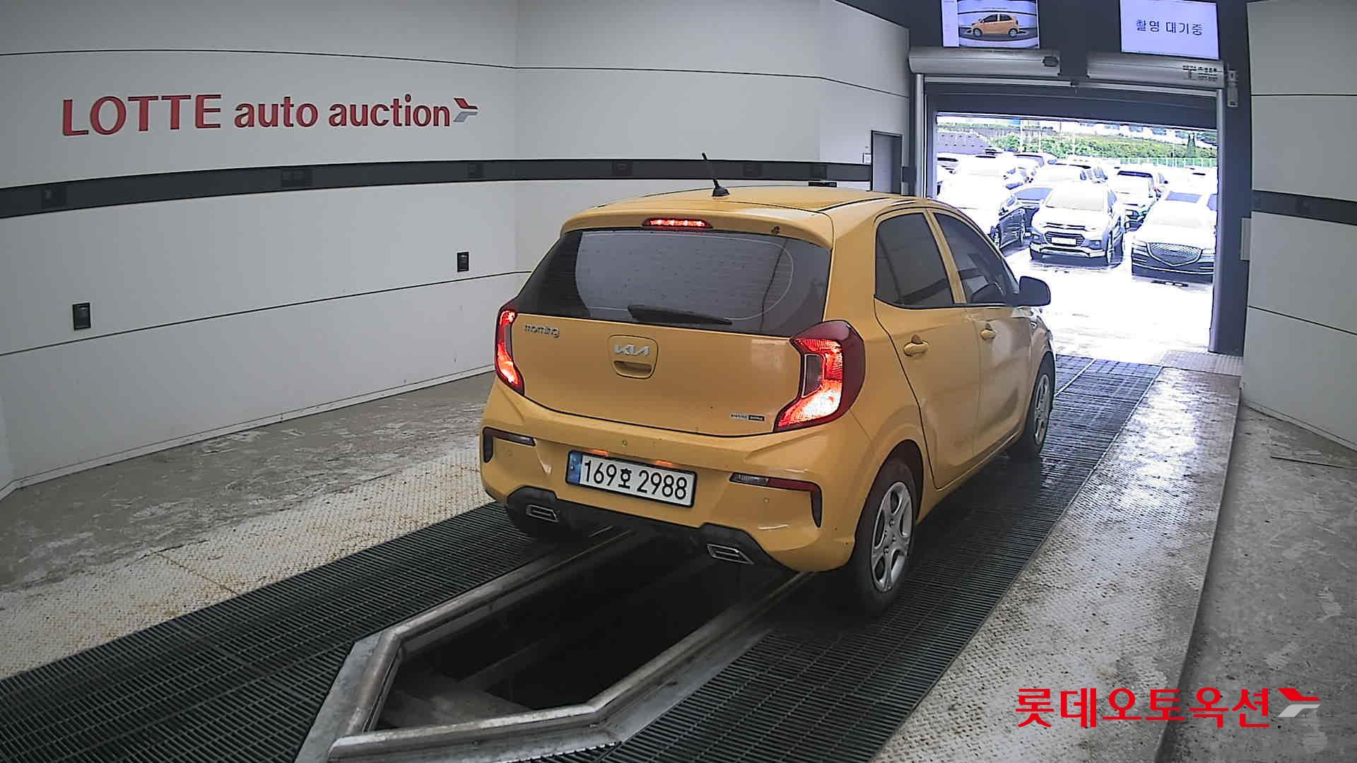 2022 - kia morning