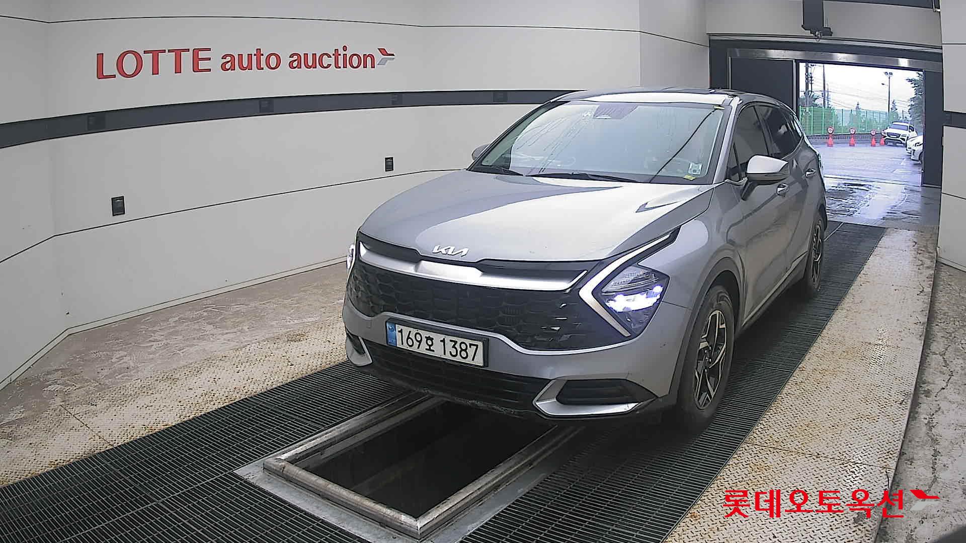 2022 - kia sportage