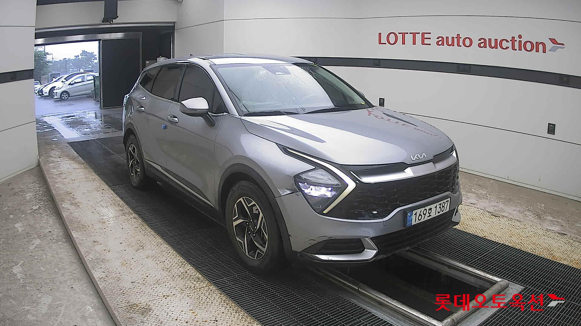 2022 - kia sportage
