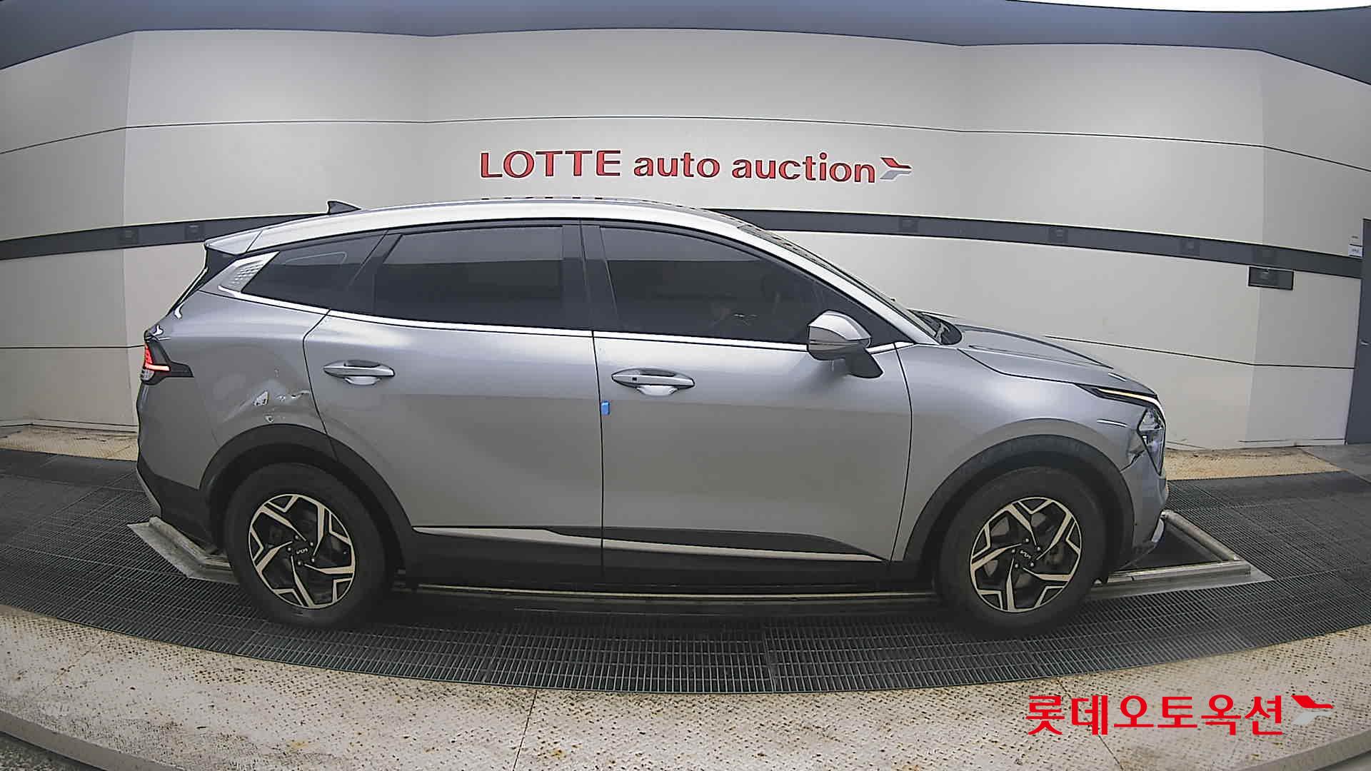 2022 - kia sportage