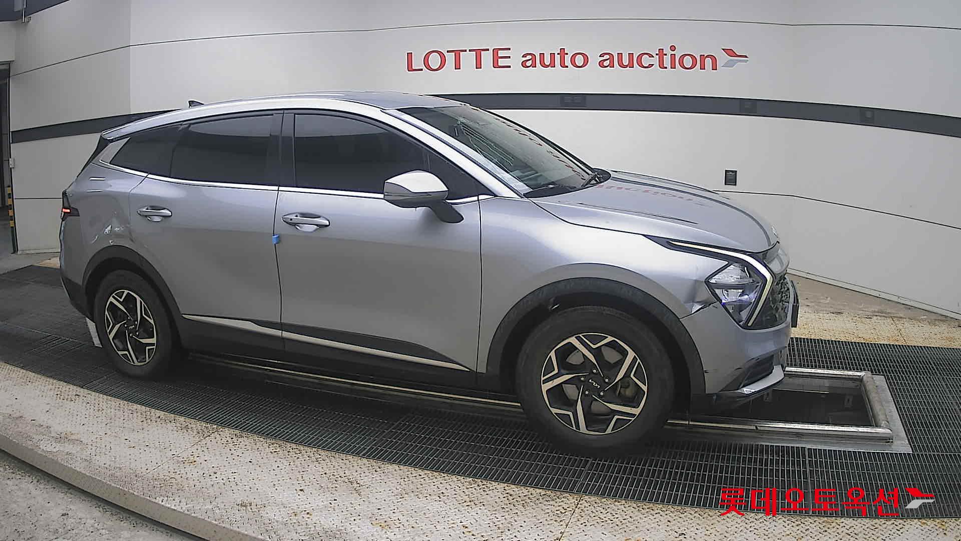 2022 - kia sportage