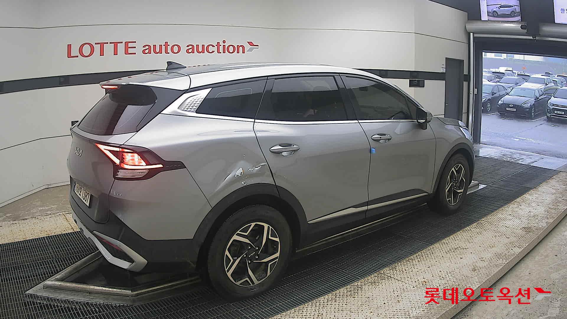 2022 - kia sportage
