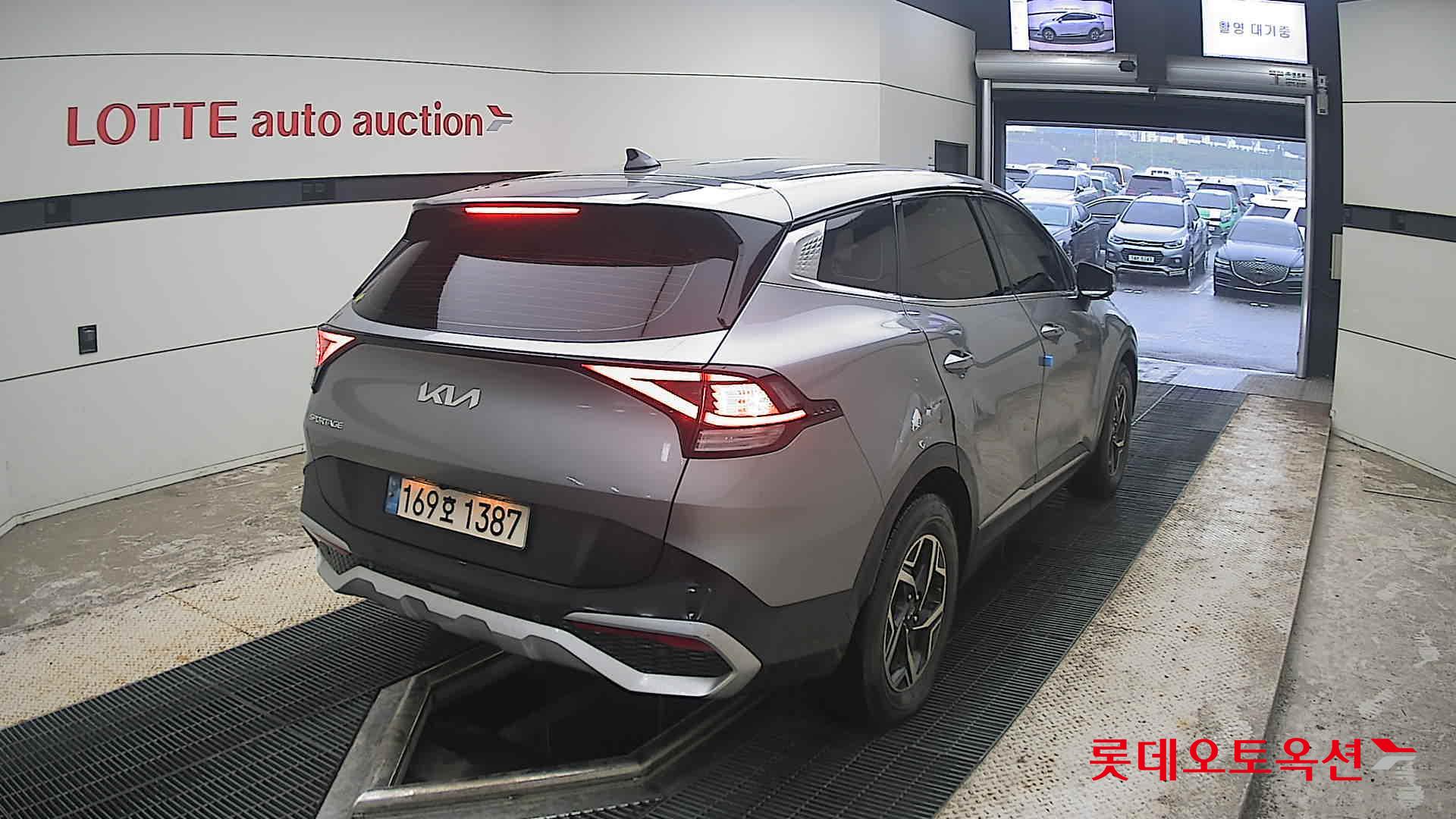 2022 - kia sportage