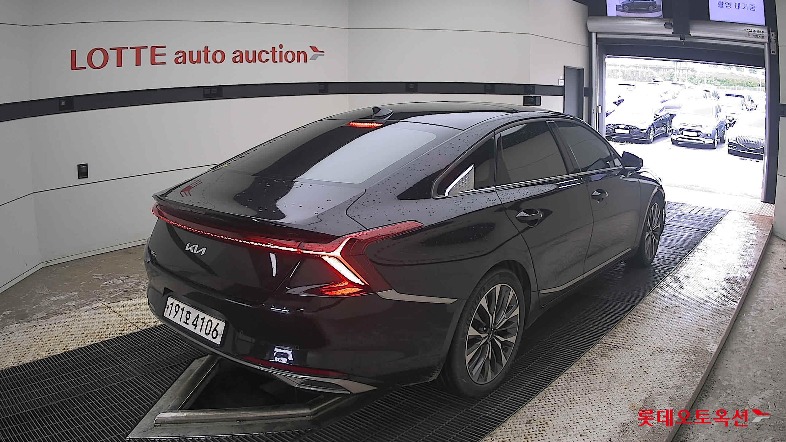 2022 - kia k8