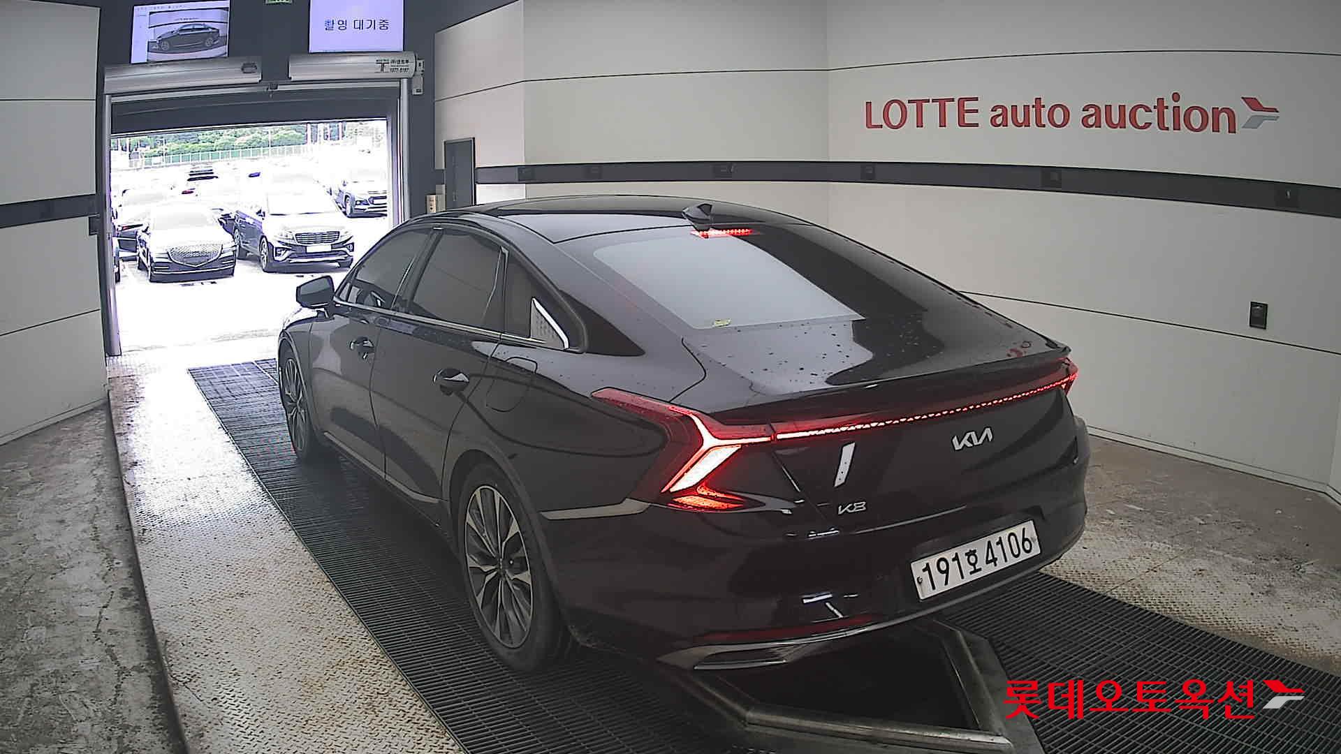 2022 - kia k8
