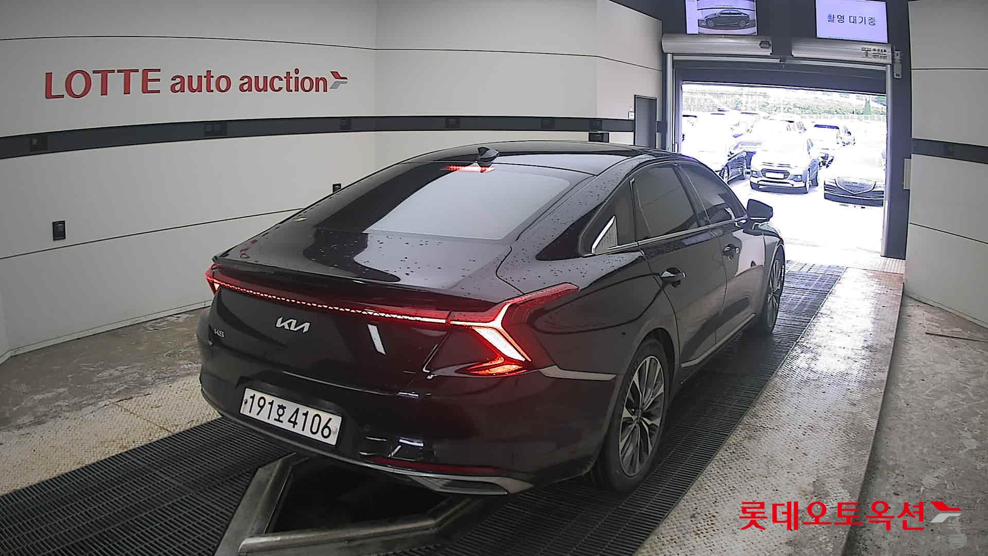 2022 - kia k8
