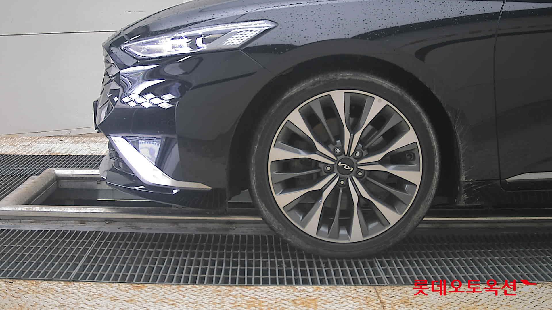 2022 - kia k8