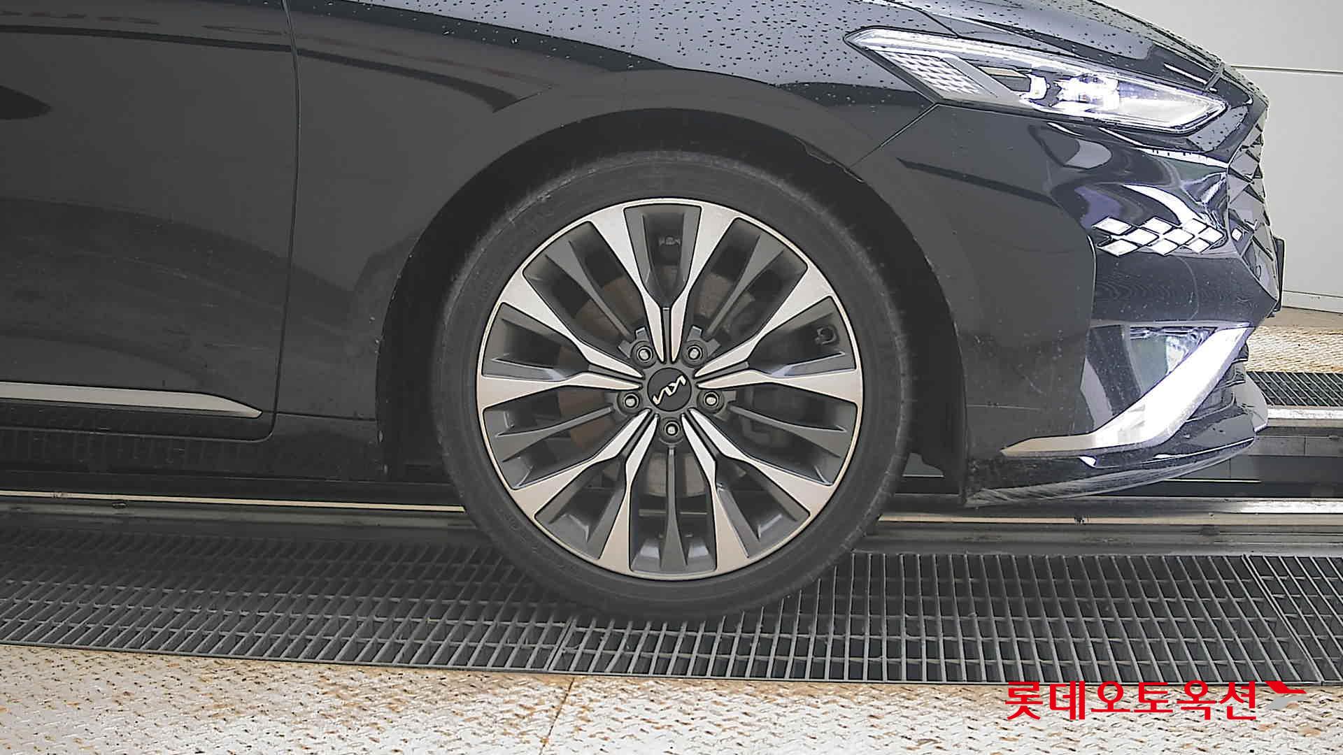 2022 - kia k8