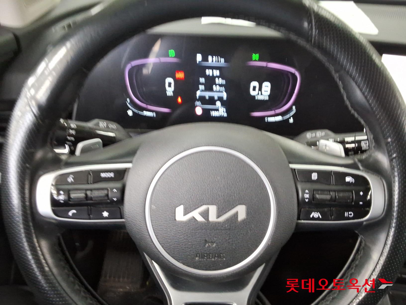 2023 - kia sportage