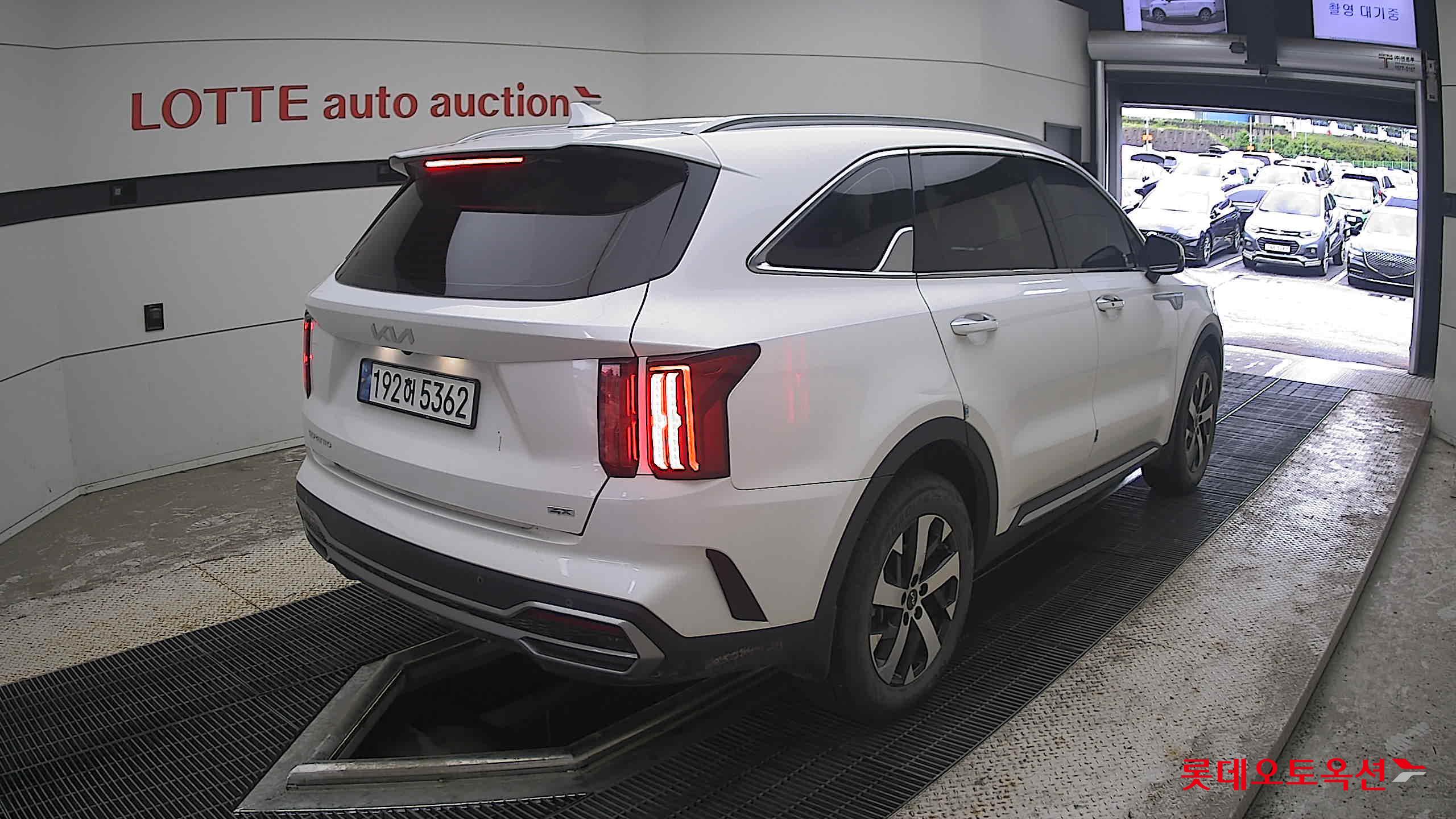 2023 - kia sorento