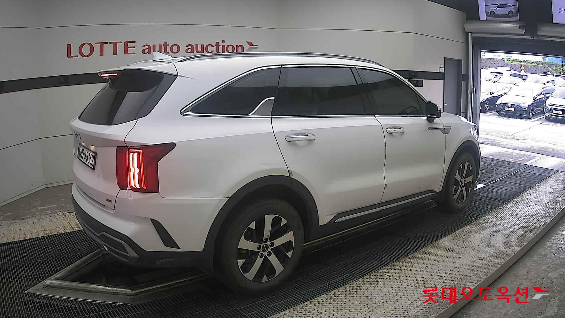 2023 - kia sorento