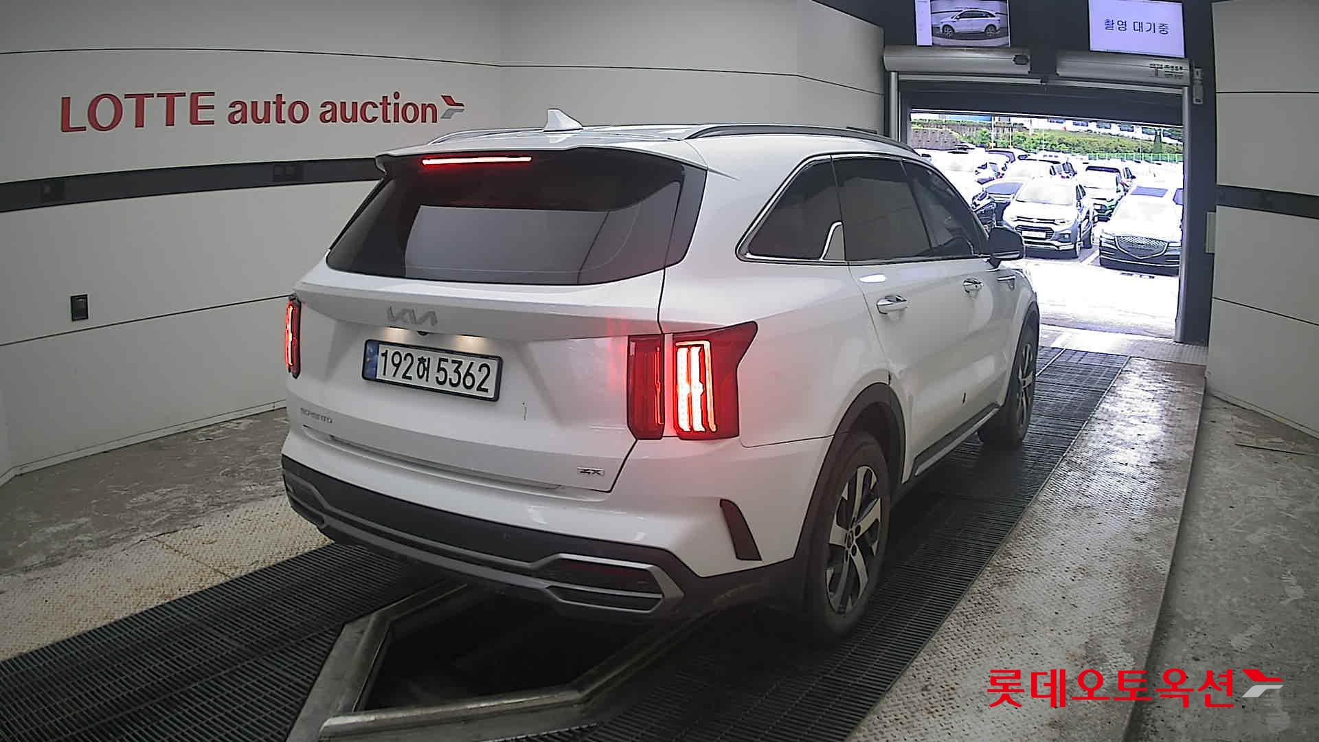 2023 - kia sorento