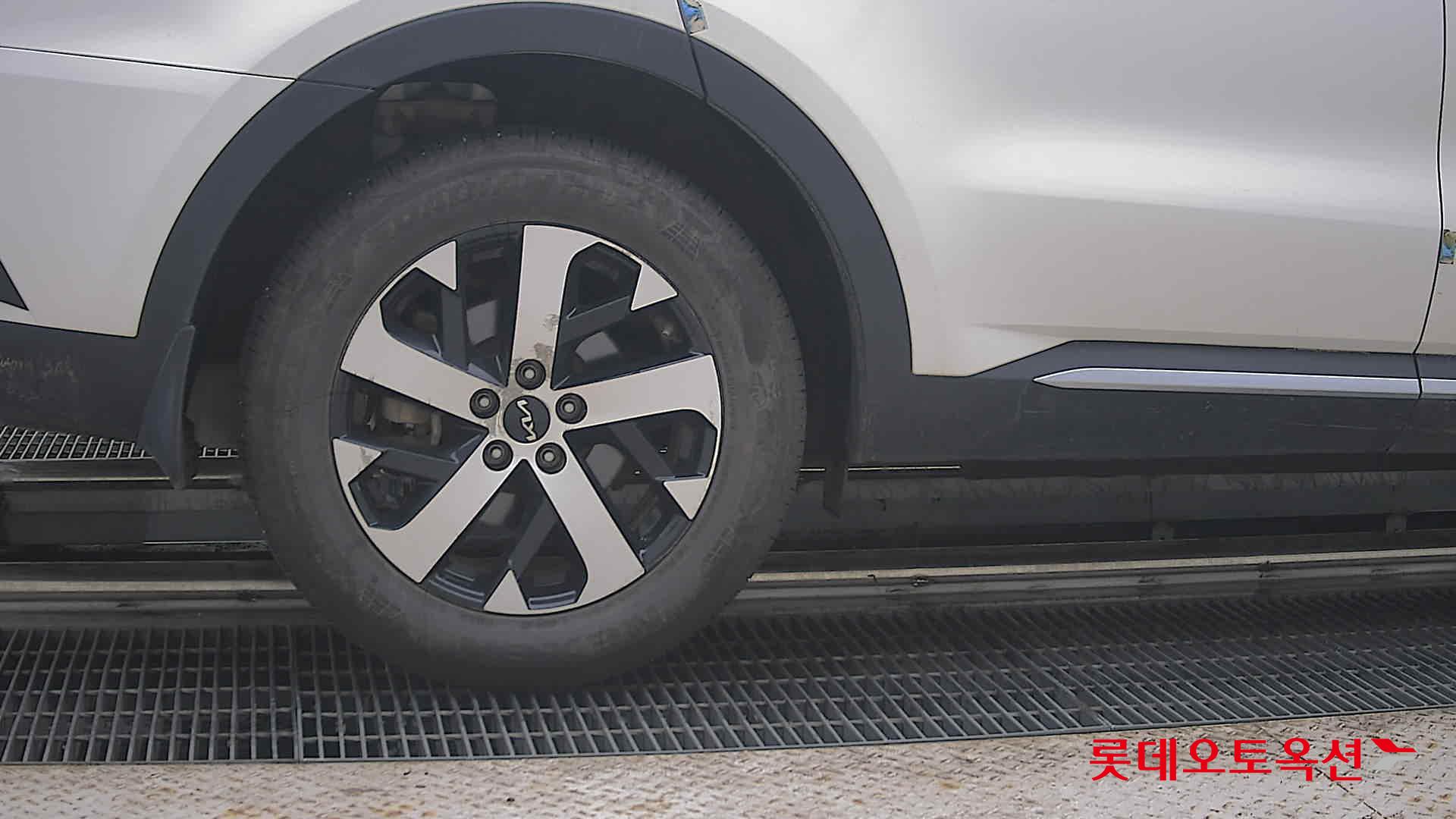 2023 - kia sorento
