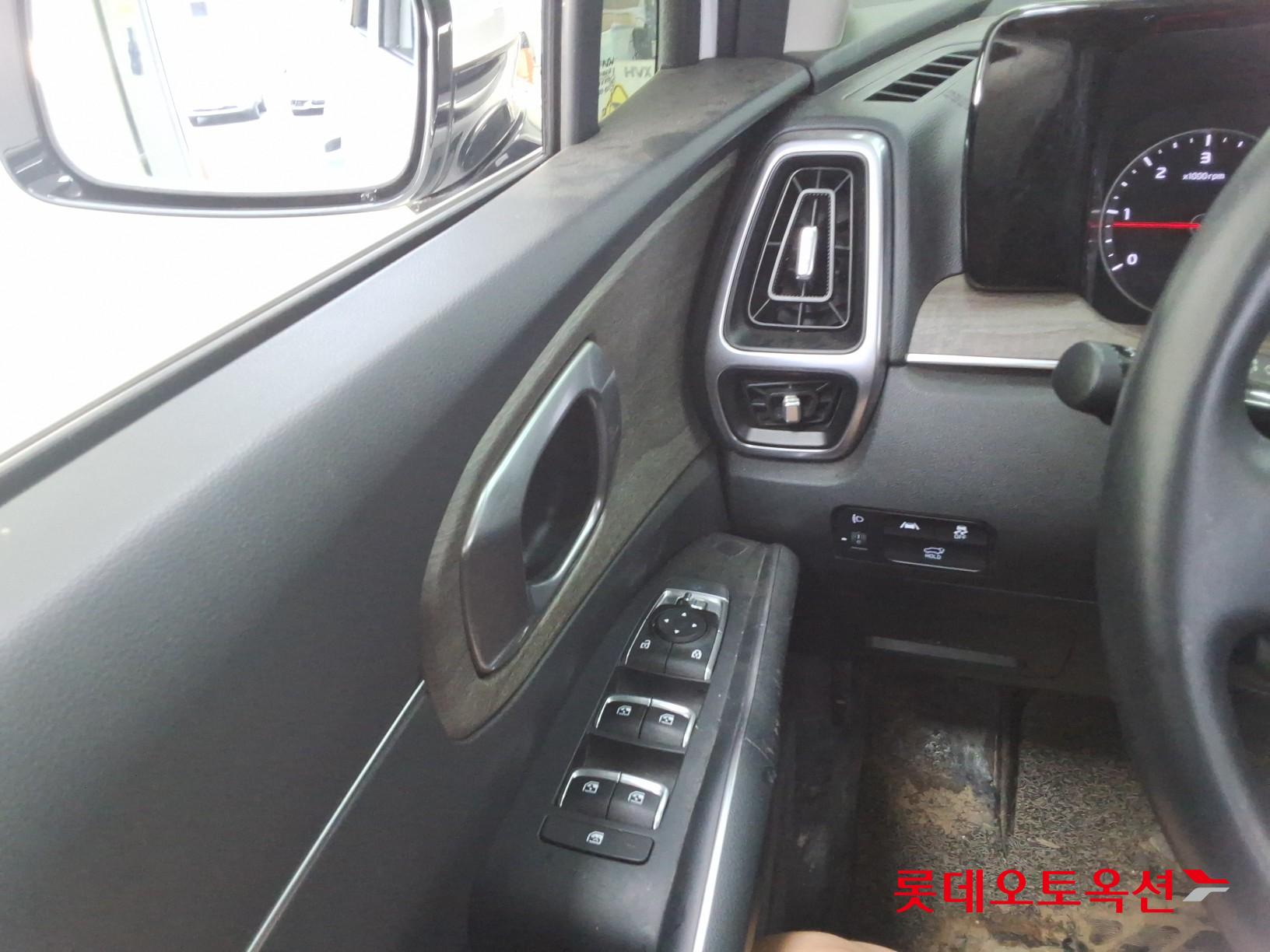 2023 - kia sorento