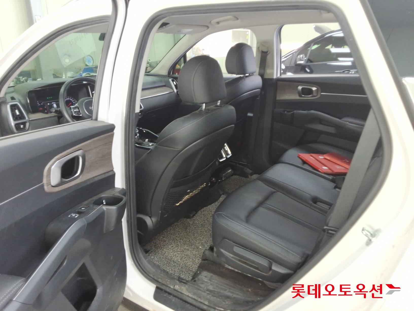 2023 - kia sorento