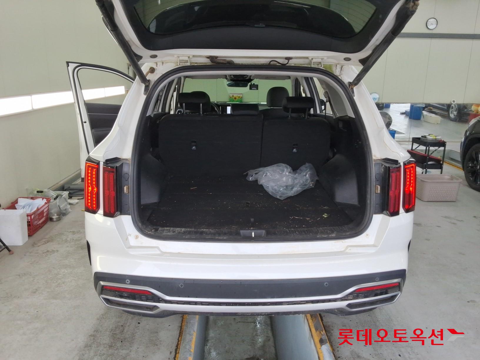 2023 - kia sorento