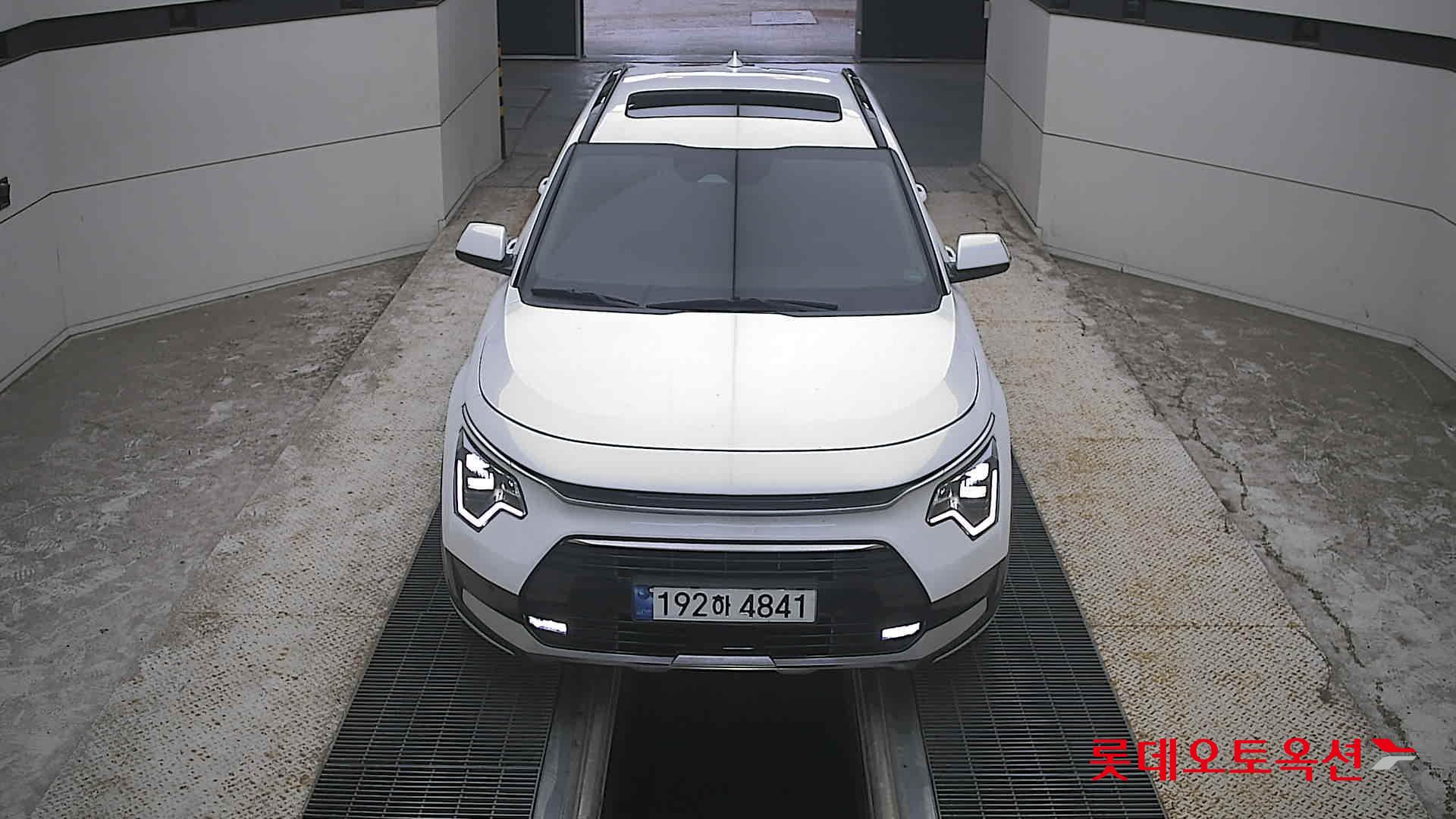 NIRO (H)