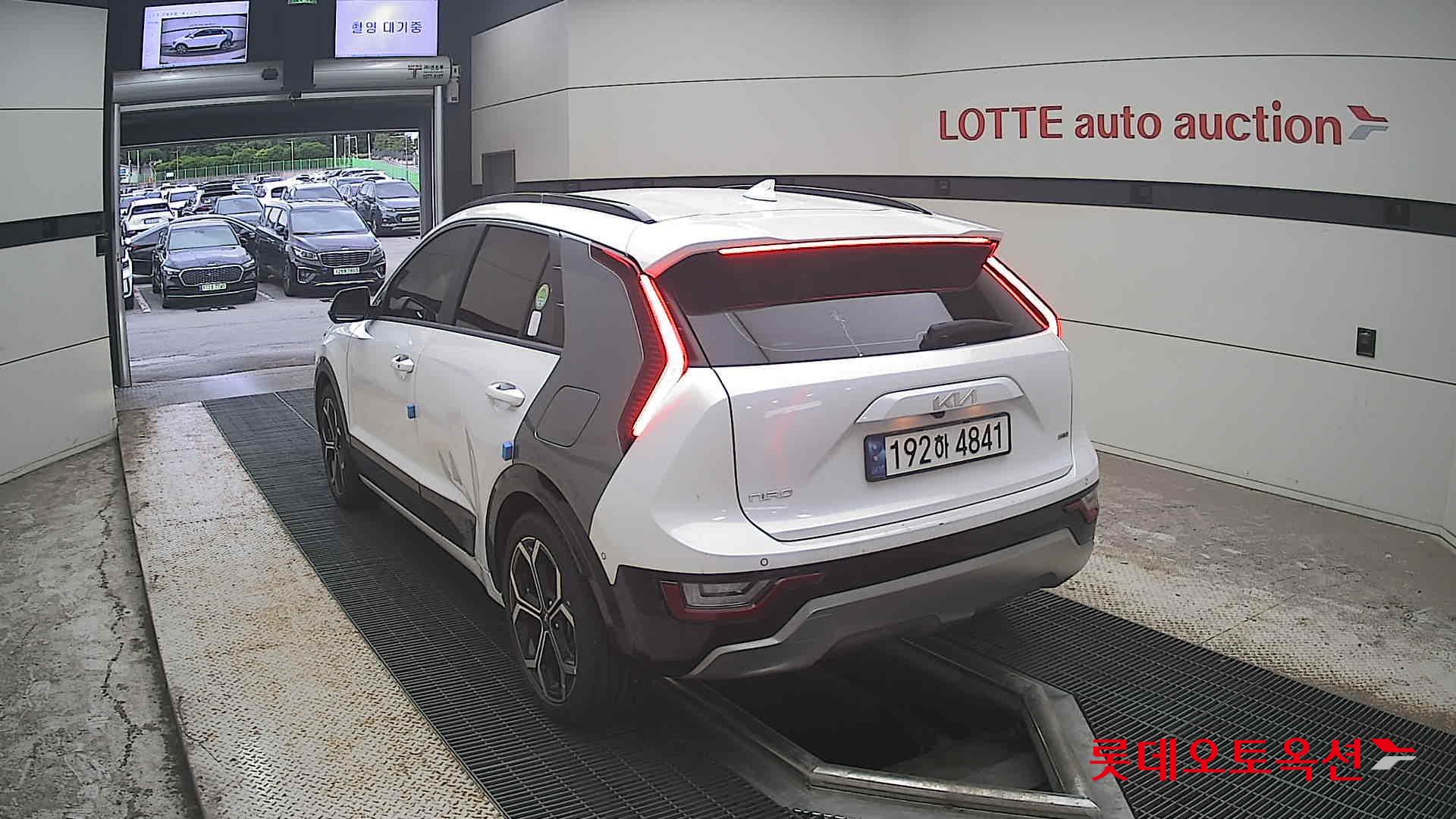 2024 - kia niro