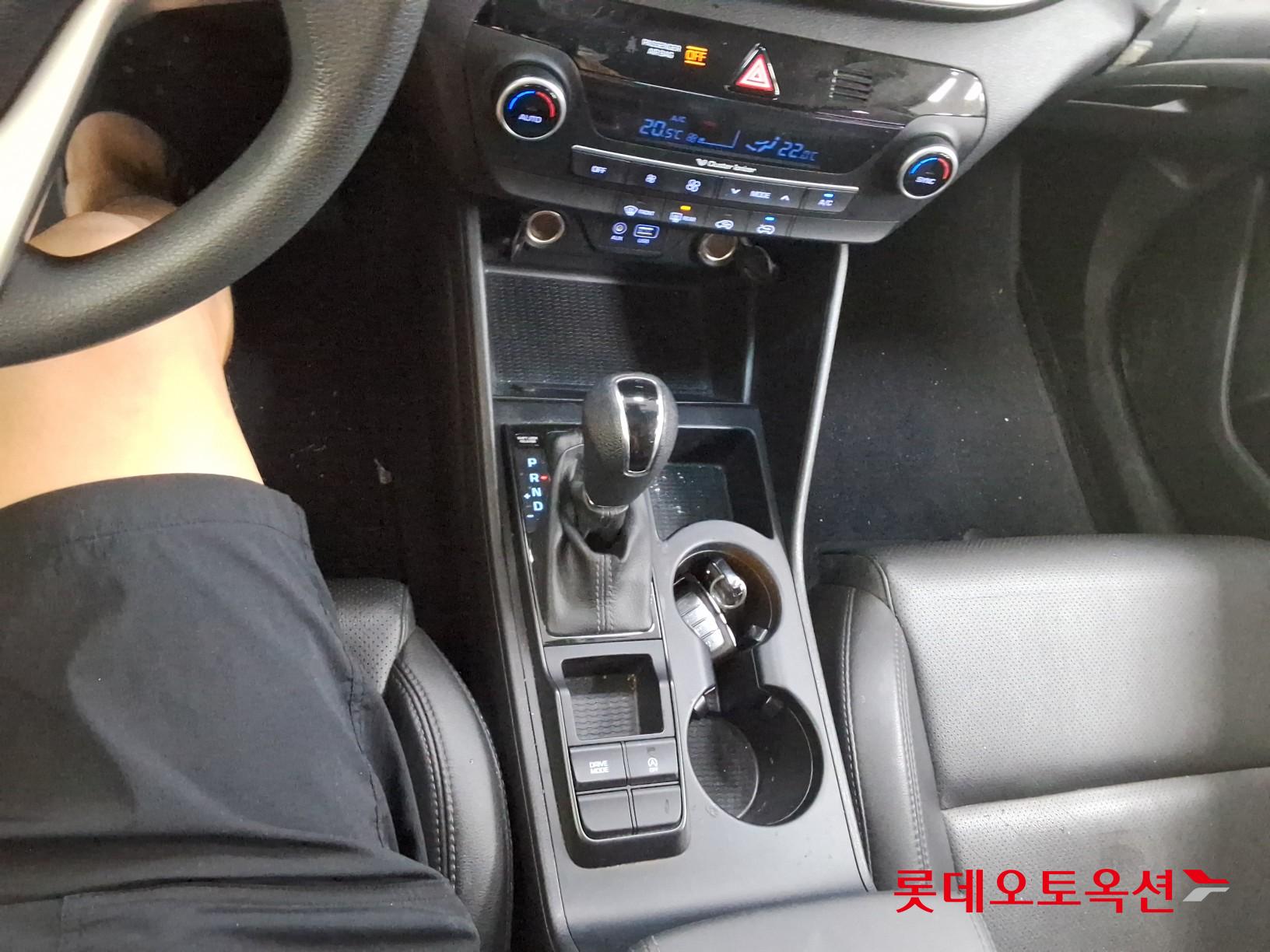 2020 - hyundai tucson