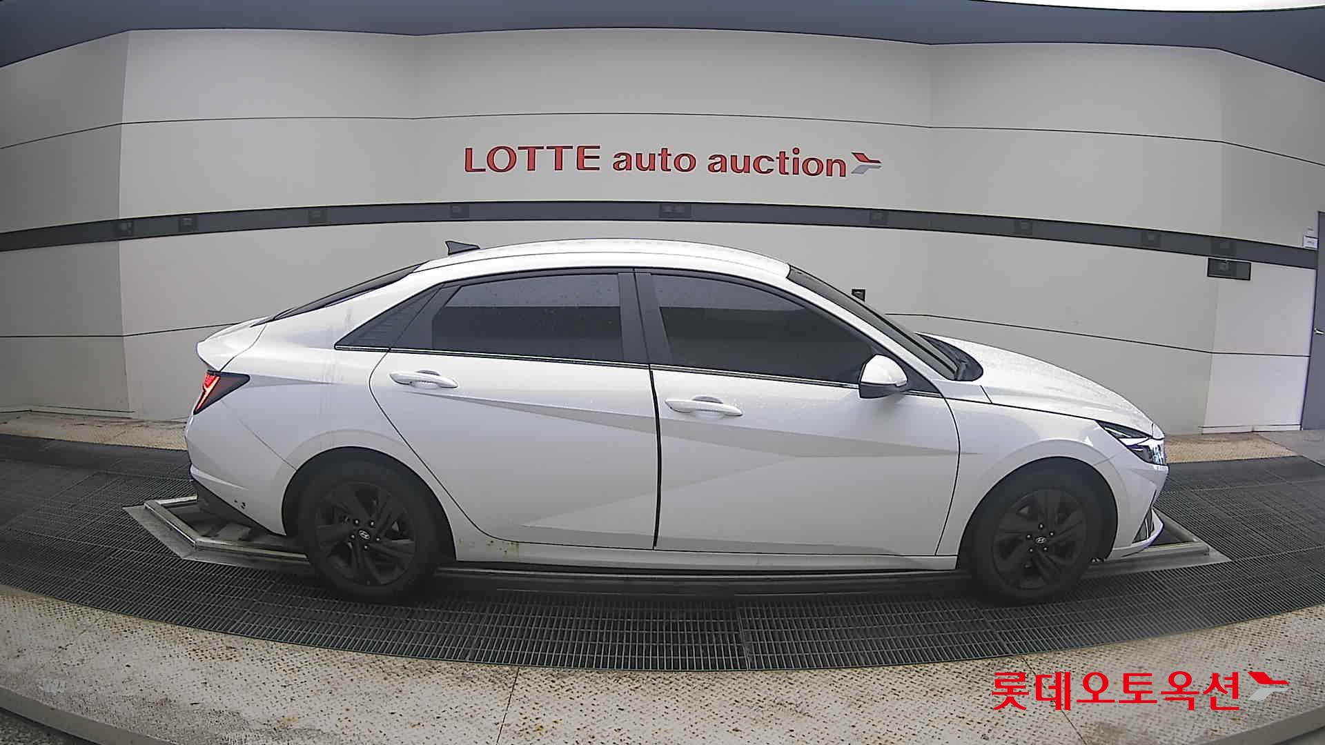 2021 - hyundai avante