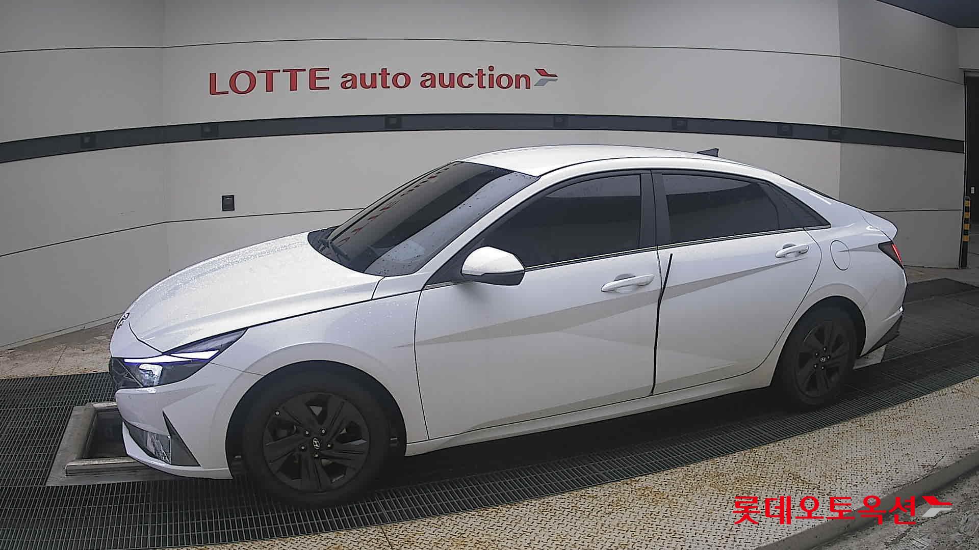 2021 - hyundai avante