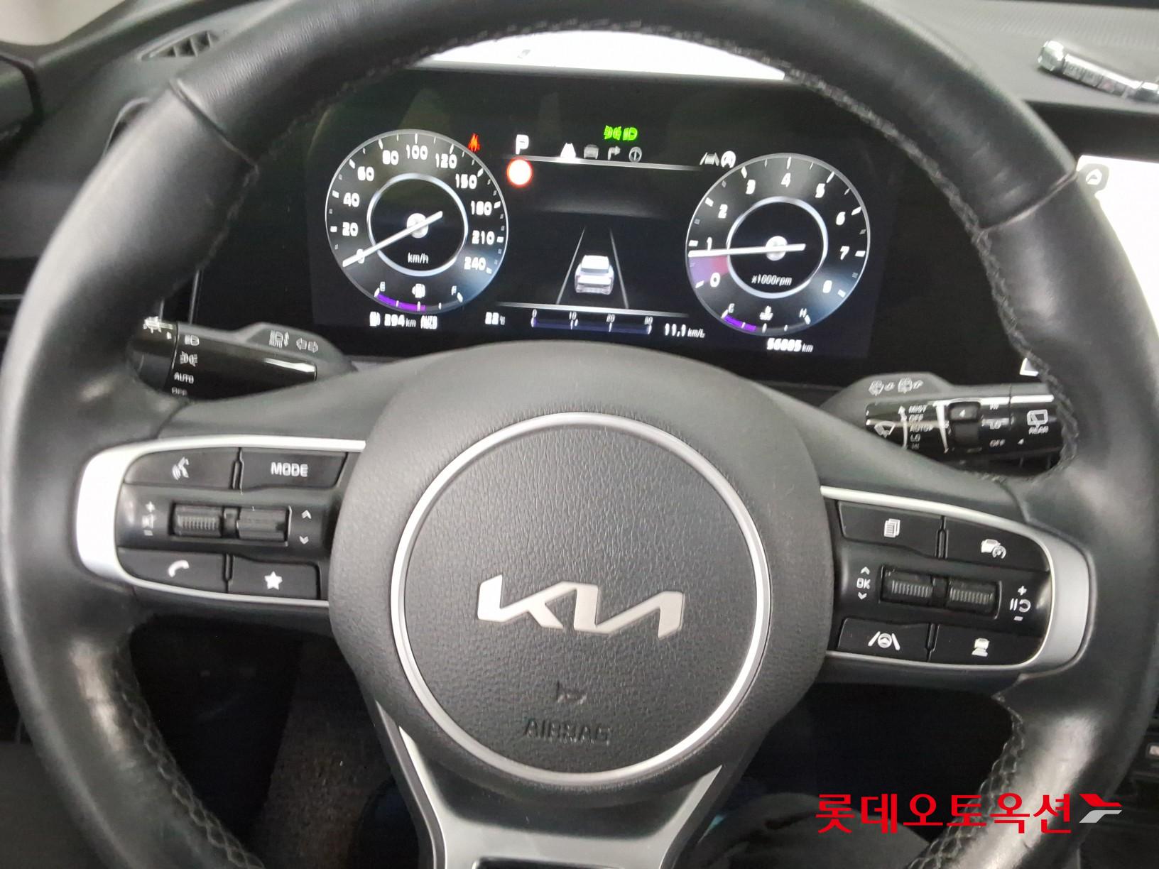 2022 - kia sportage