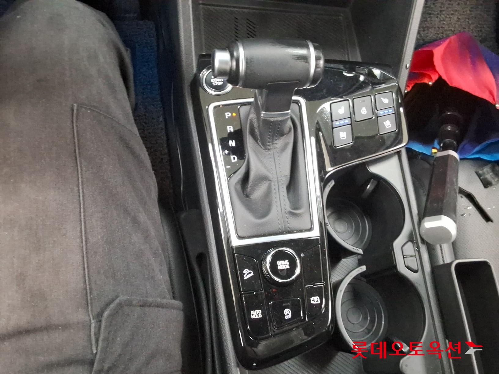 2022 - kia sportage