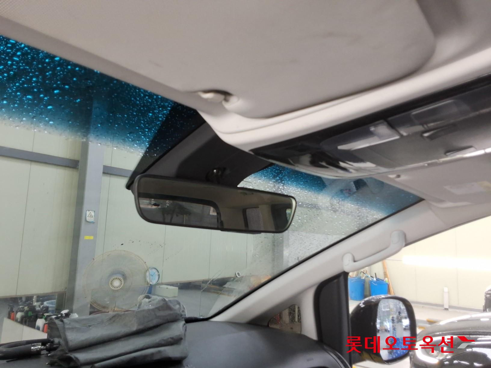 2023 - hyundai staria