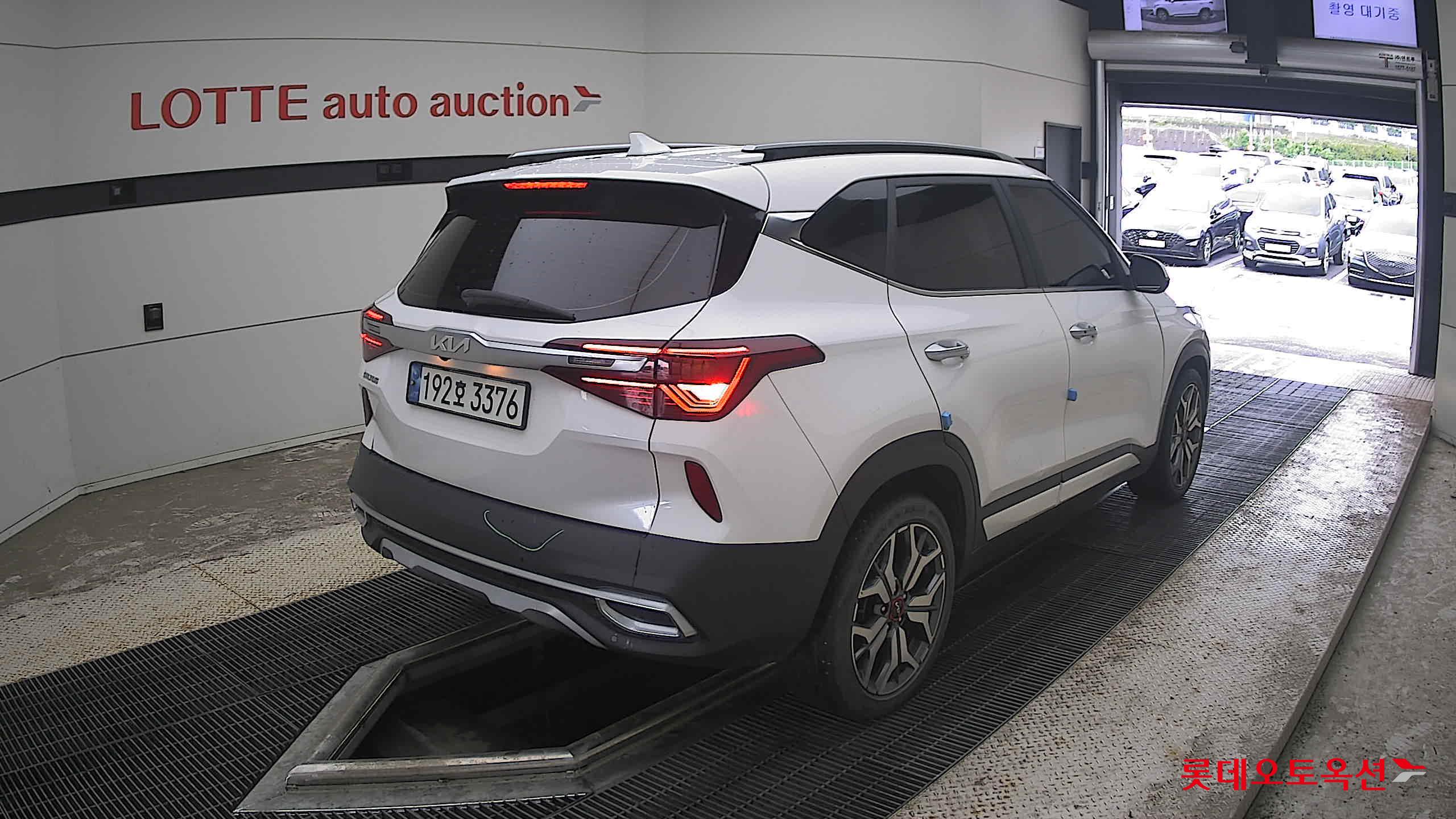 2023 - kia seltos
