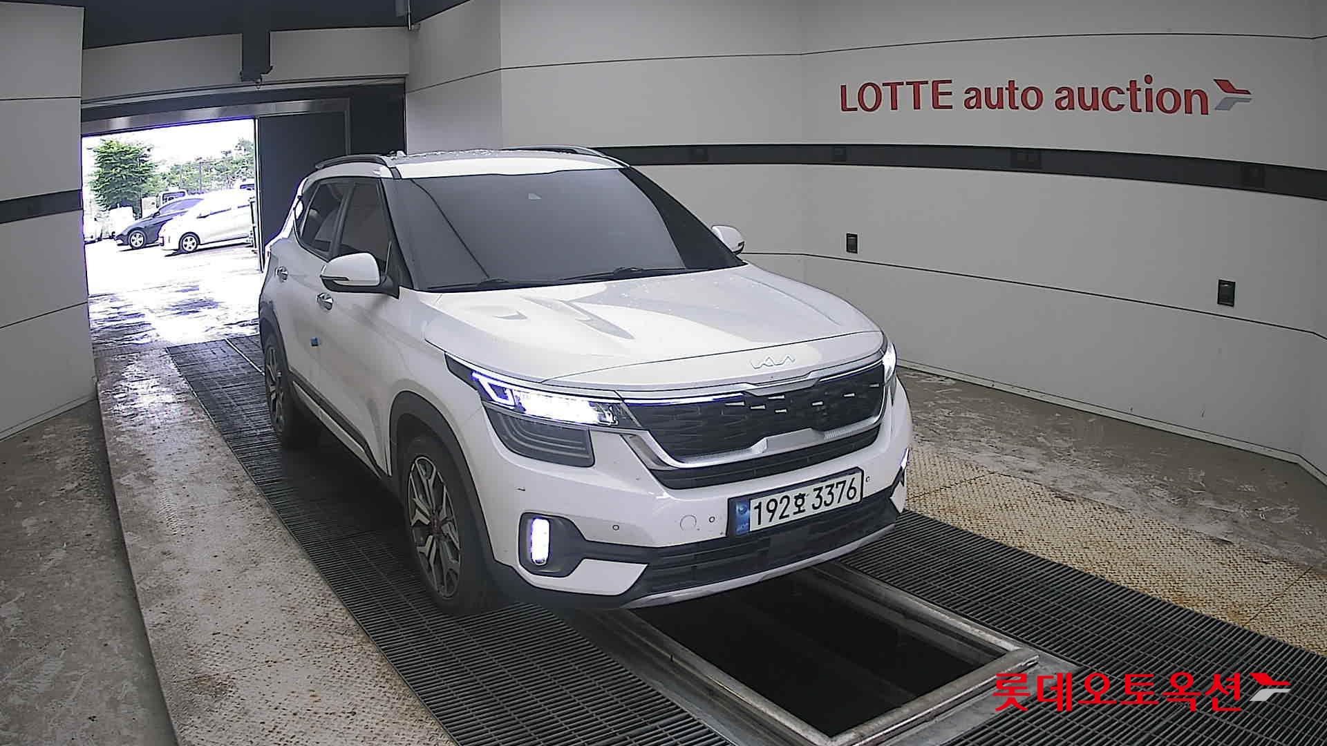 2023 - kia seltos
