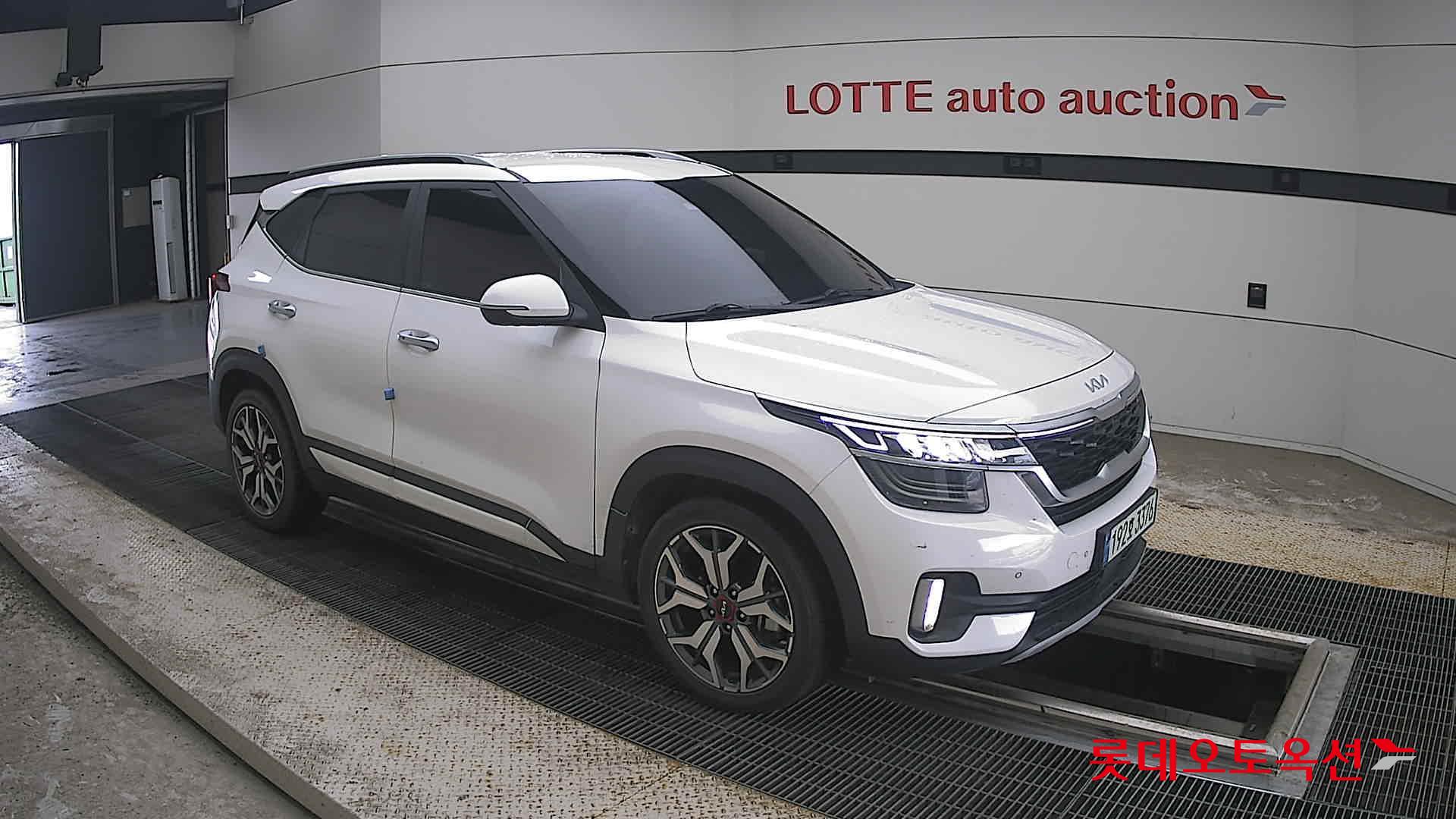 2023 - kia seltos