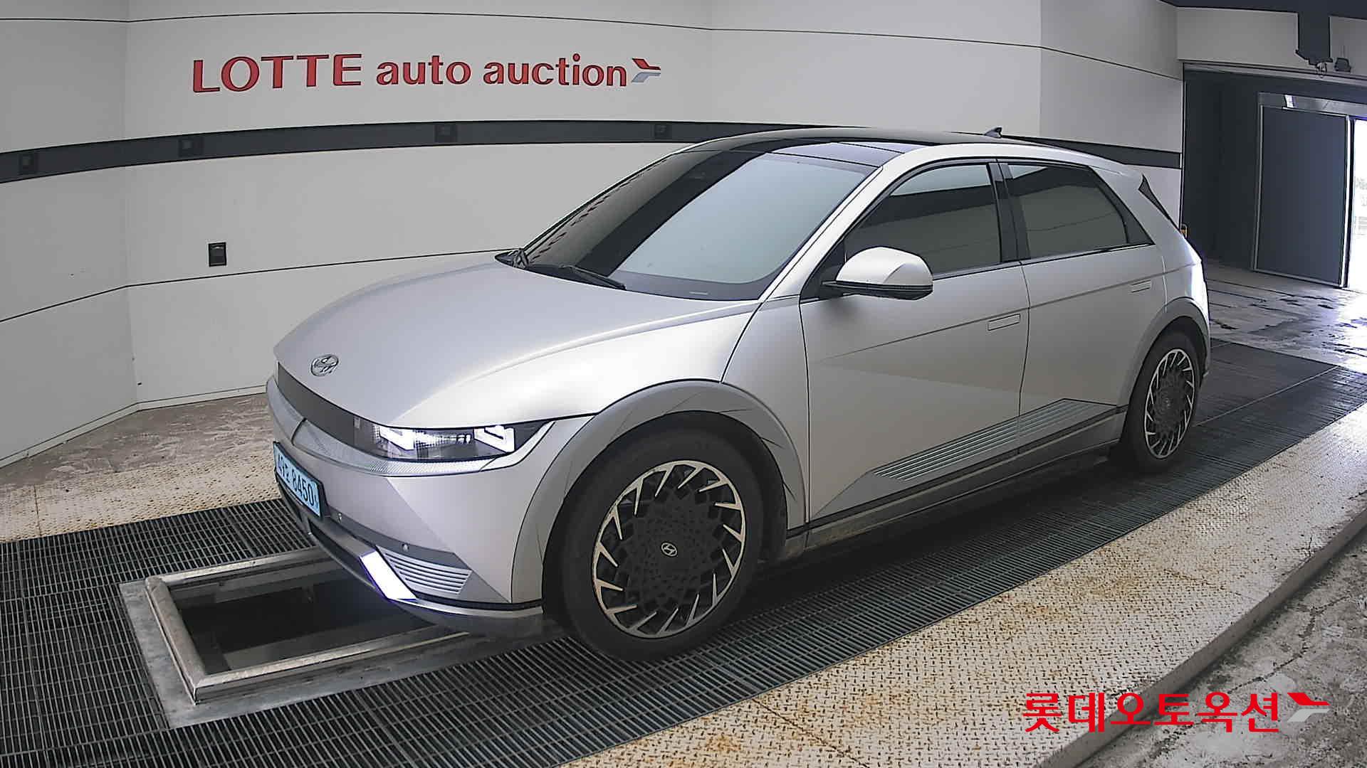 2022 - hyundai ioniq