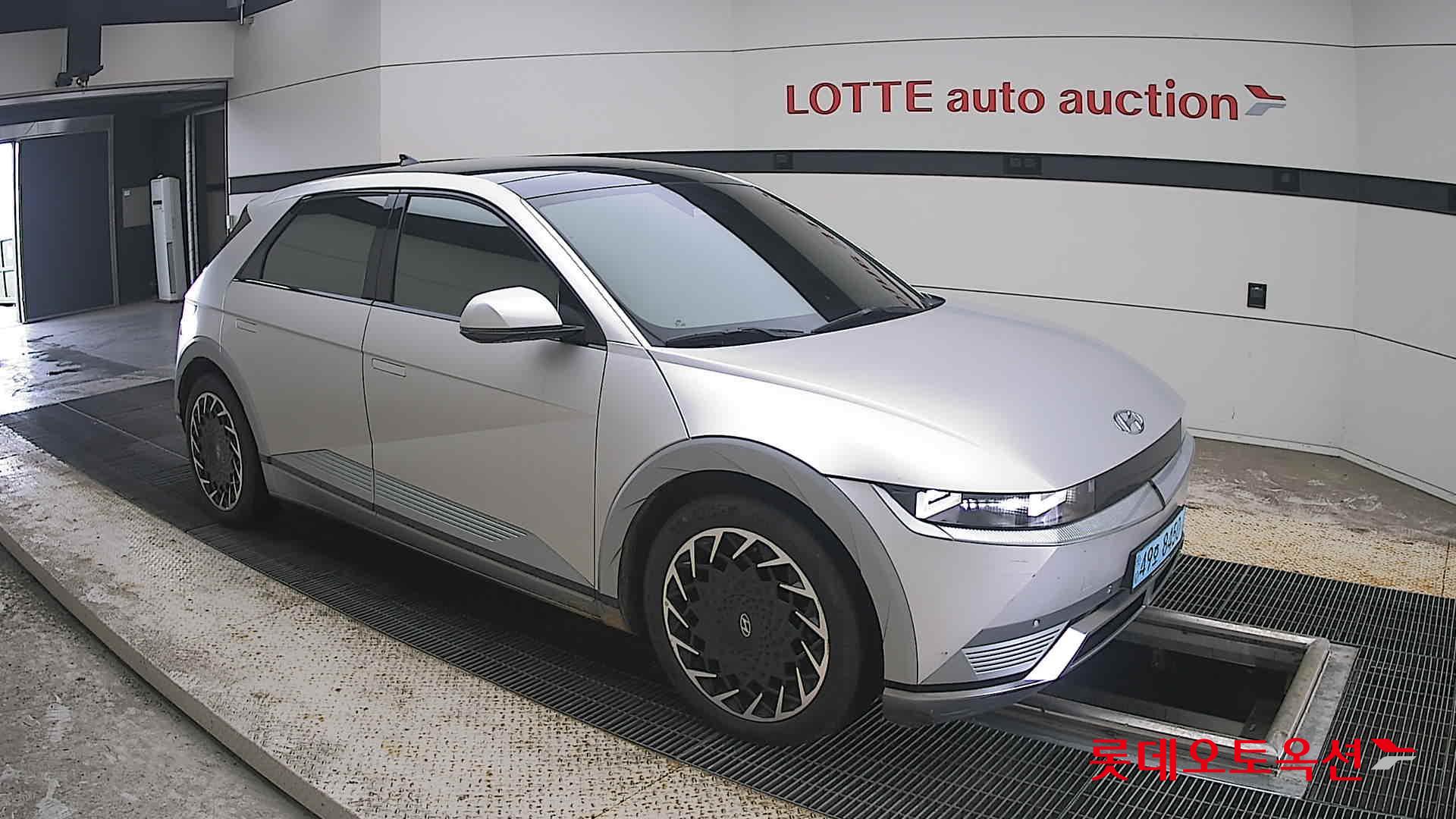 2022 - hyundai ioniq
