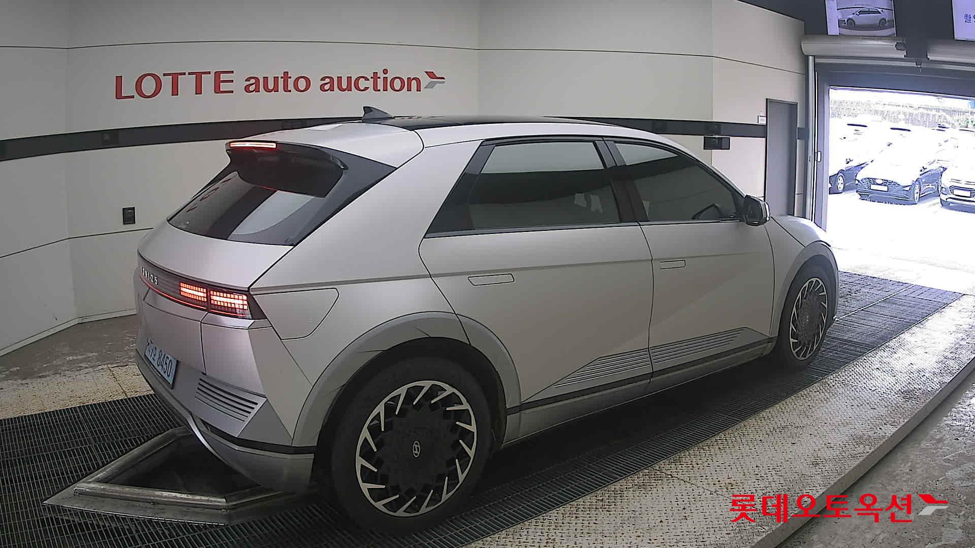 2022 - hyundai ioniq