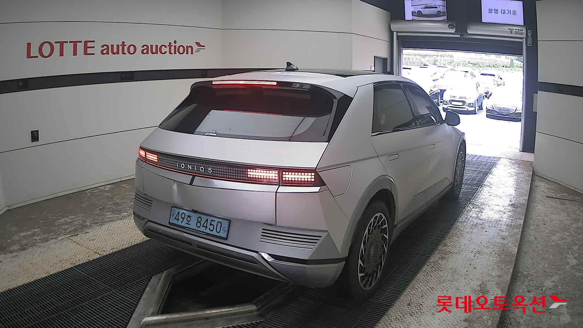 2022 - hyundai ioniq