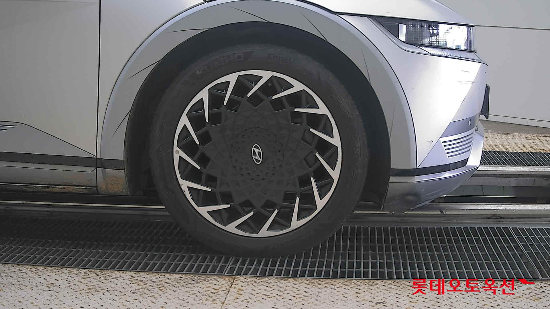 2022 - hyundai ioniq