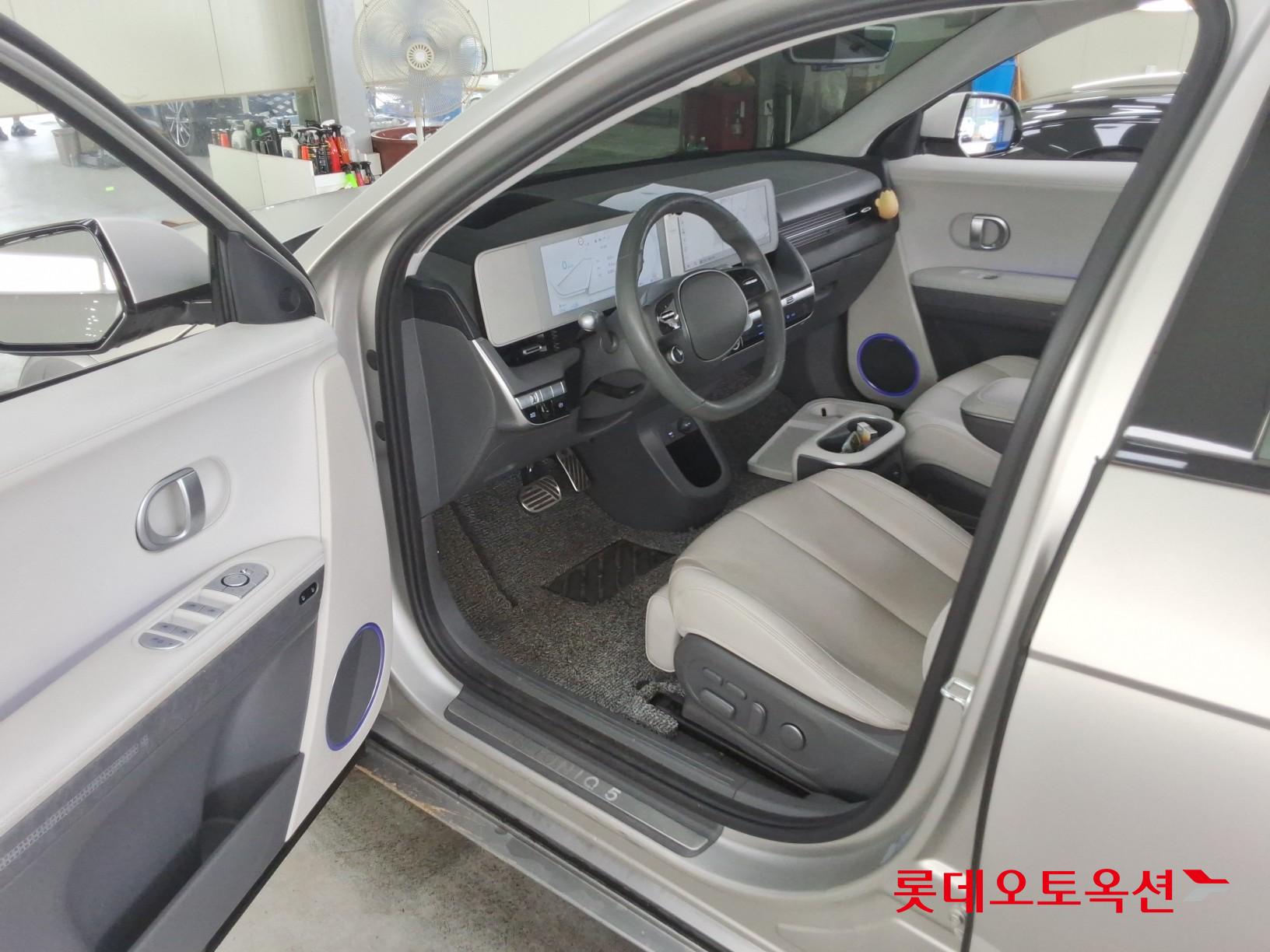 2022 - hyundai ioniq