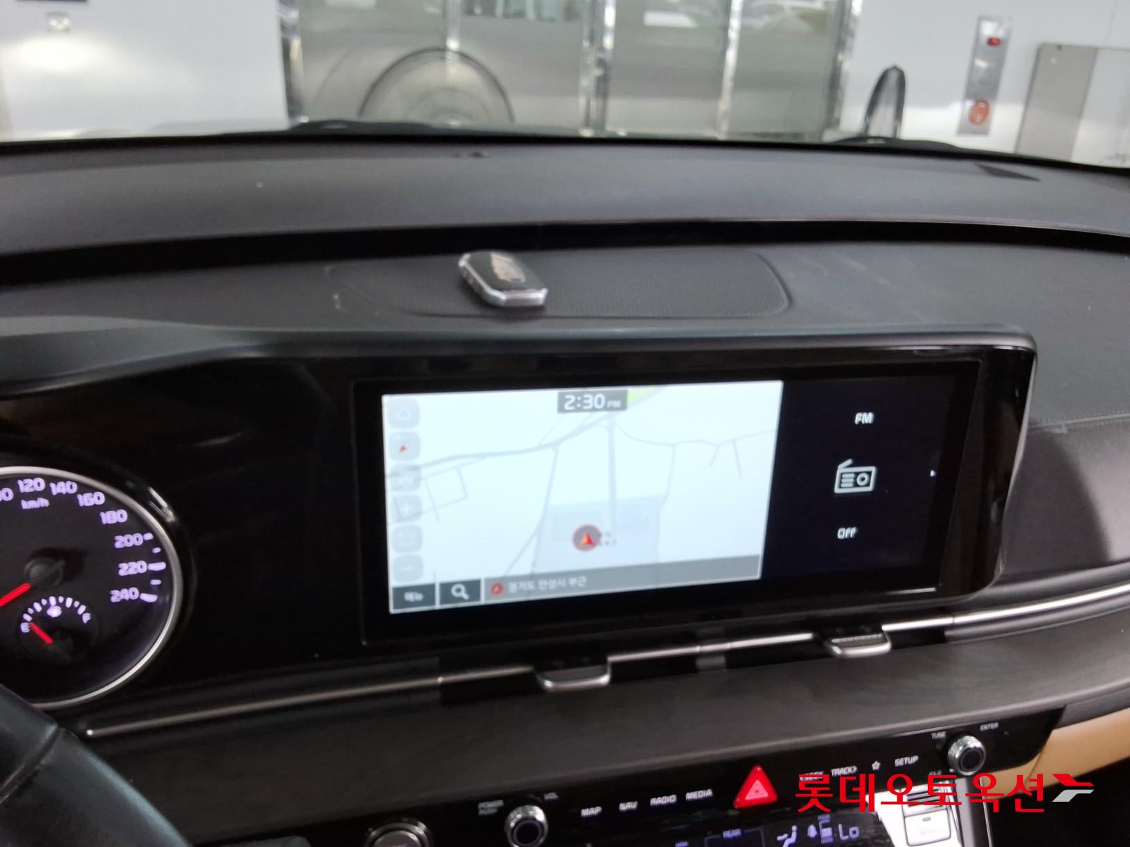 2023 - kia carnival