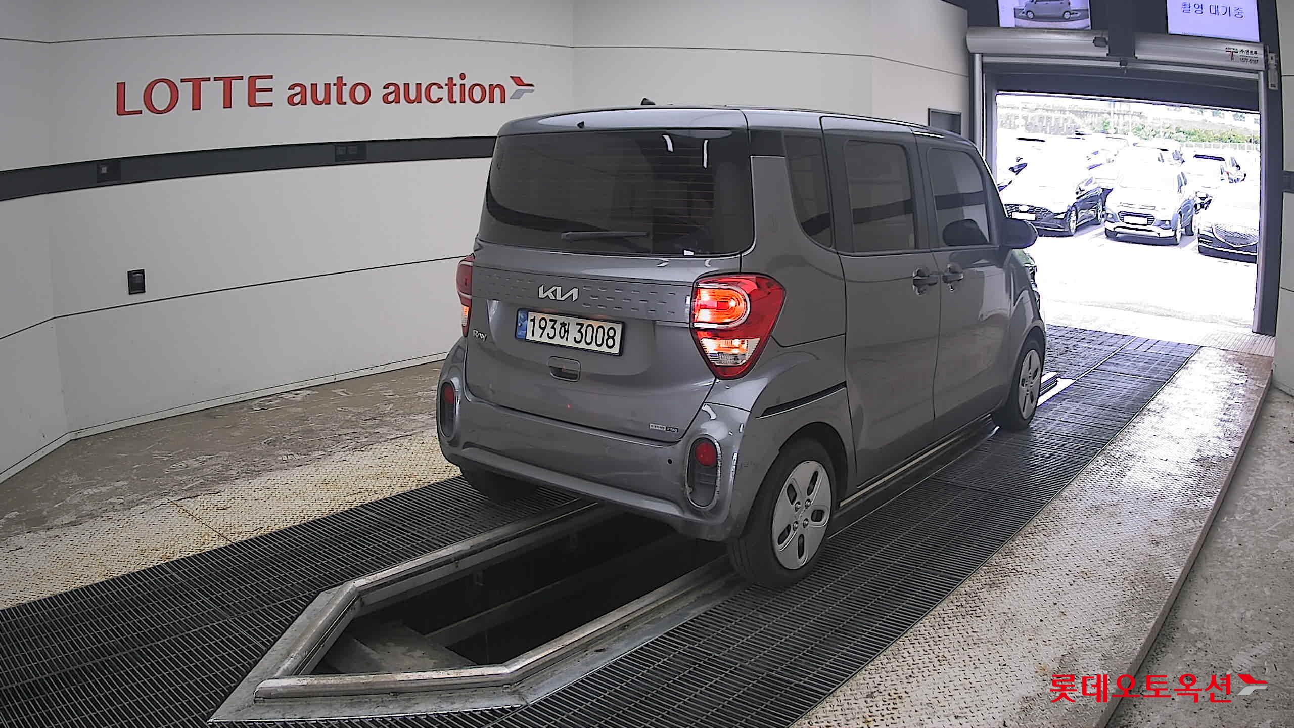 2022 - kia ray