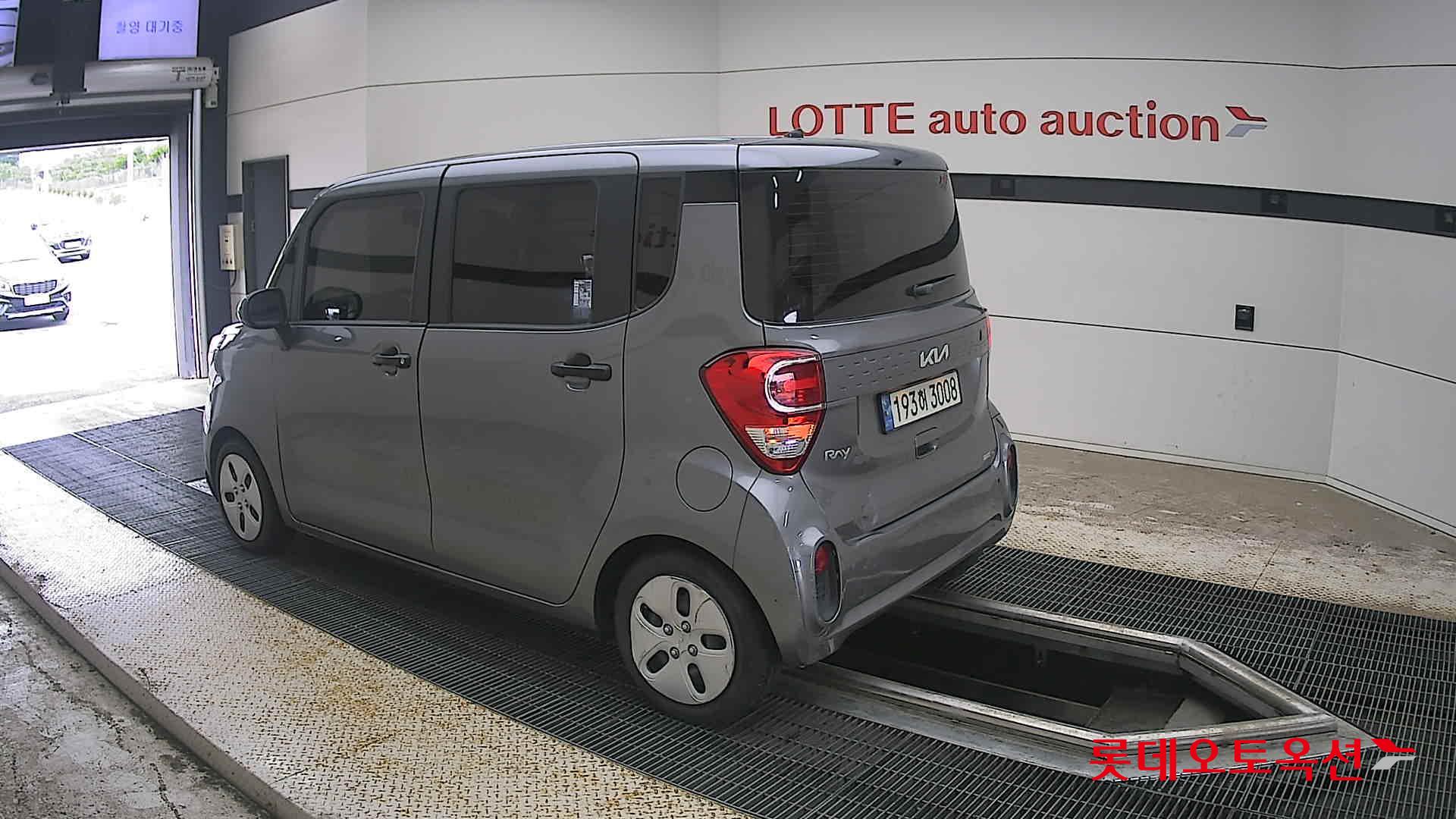 2022 - kia ray